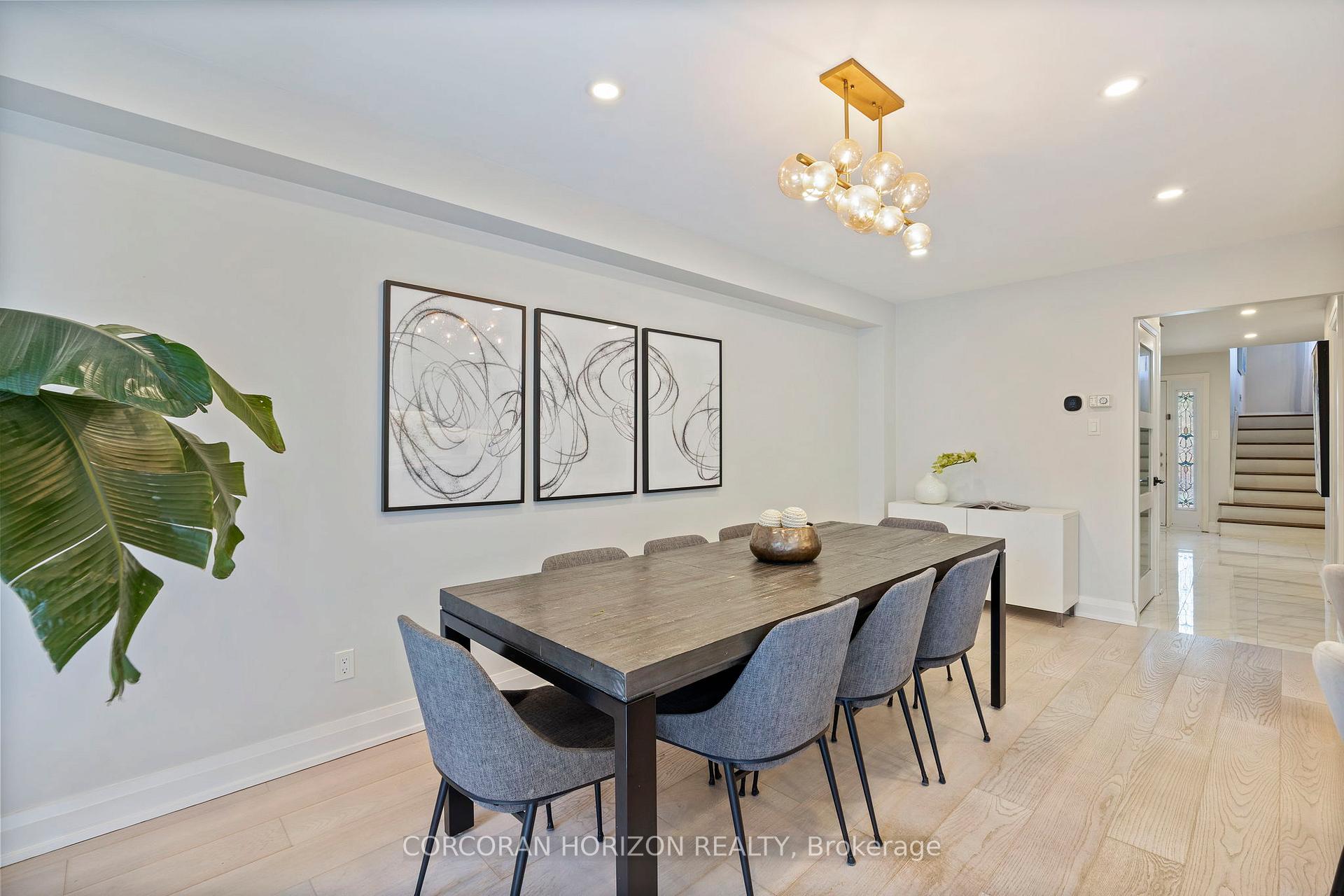 Photo 16 of 35 McKelvey Drive, Markham, Aileen-Willowbrook — HOMEH