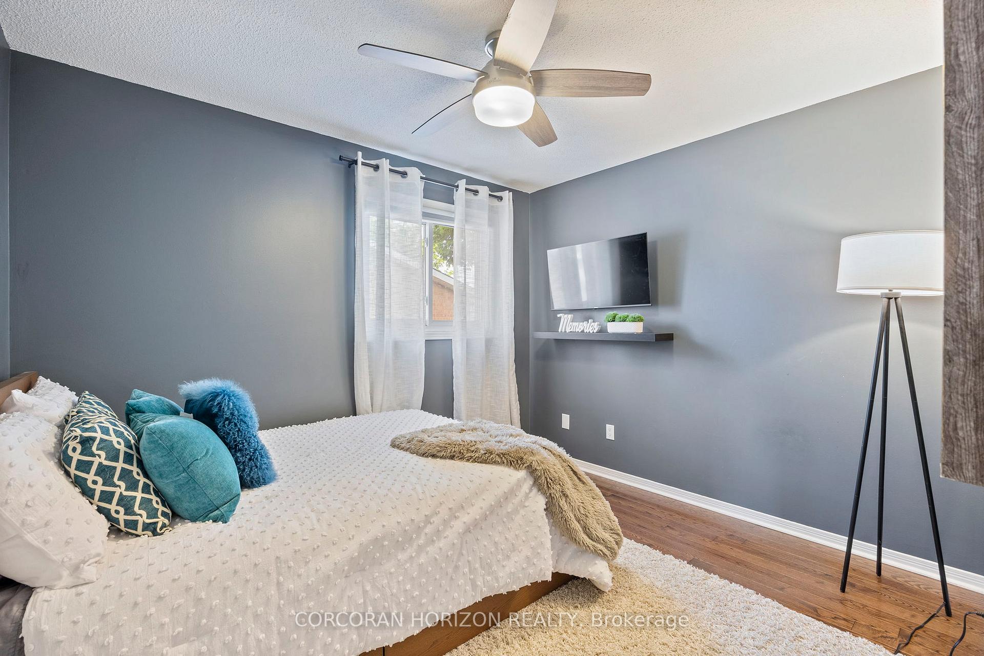Photo 31 of 35 McKelvey Drive, Markham, Aileen-Willowbrook — HOMEH