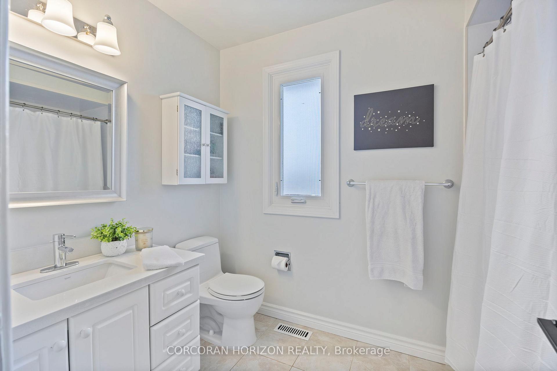 Photo 34 of 35 McKelvey Drive, Markham, Aileen-Willowbrook — HOMEH