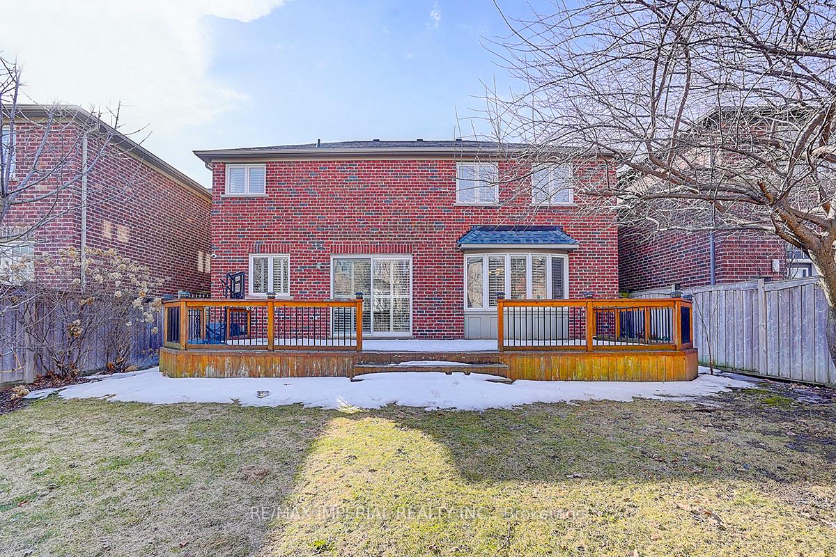 Photo 21 of 4 Duke Of Cornwall Drive, Markham, Victoria Square — HOMEH