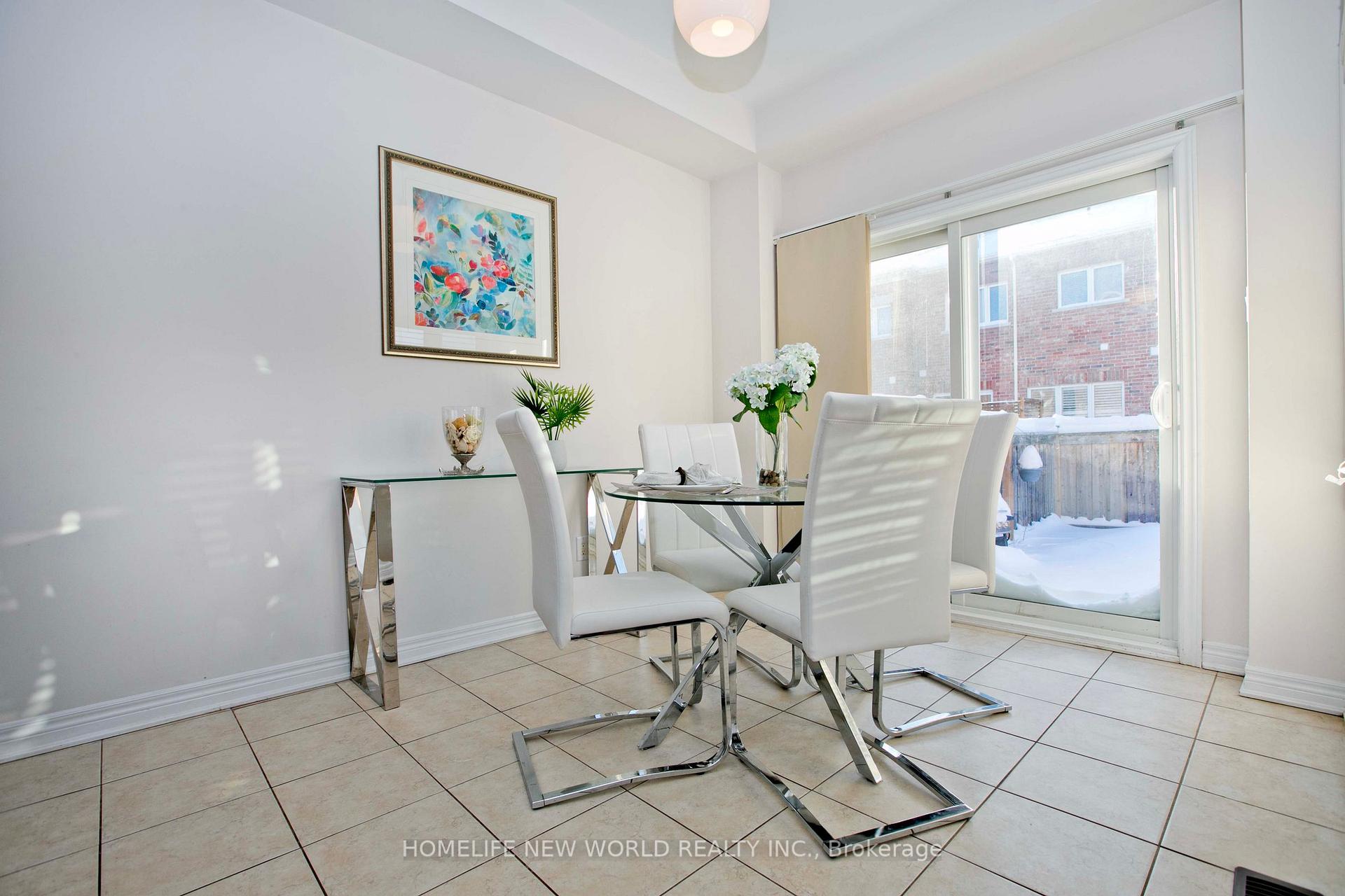 Photo 8 of 90 Rougeview Park Crescent, Markham, Greensborough — HOMEH