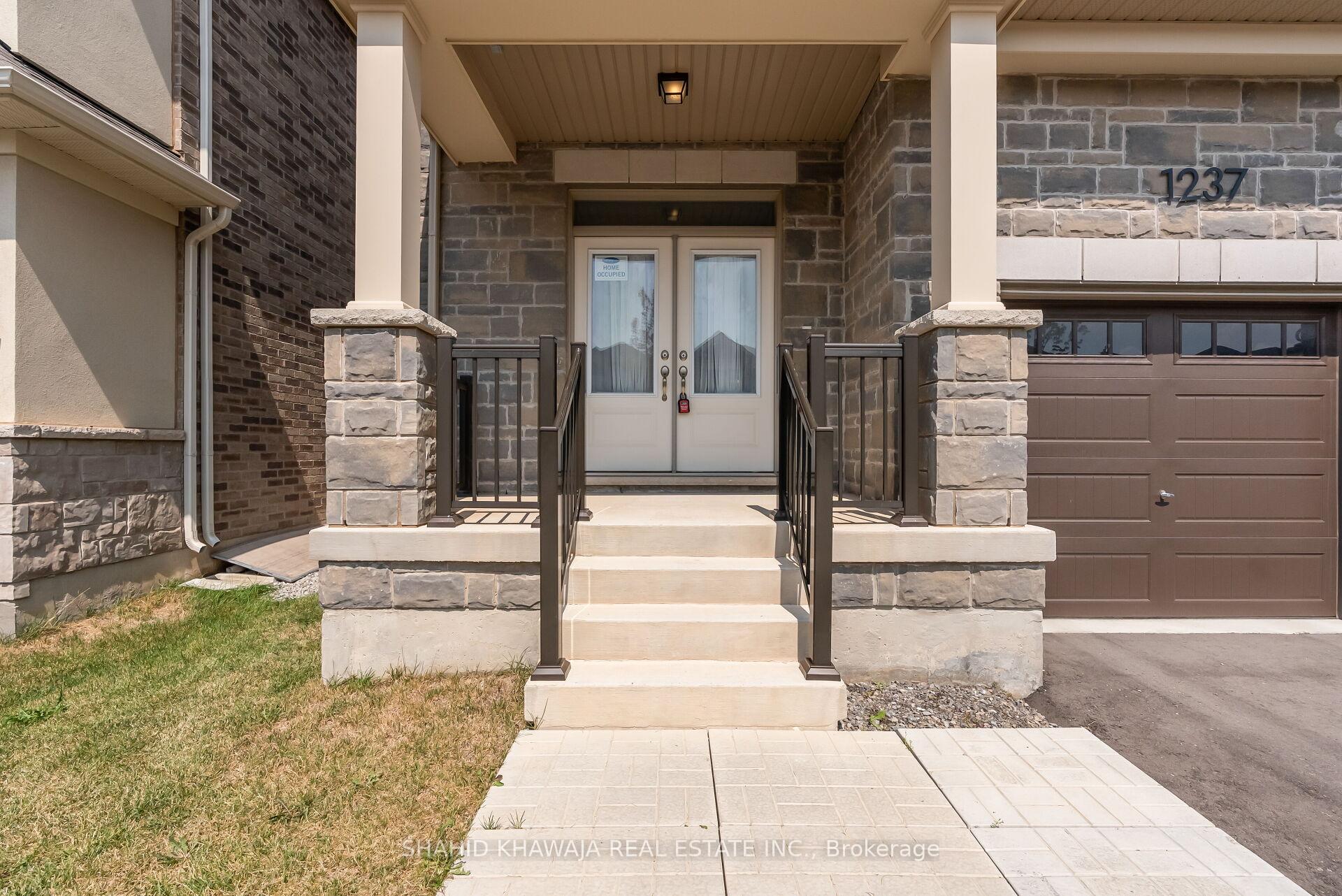 Photo 3 of 1237 Trudeau Drive, Milton, Bowes — HOMEH