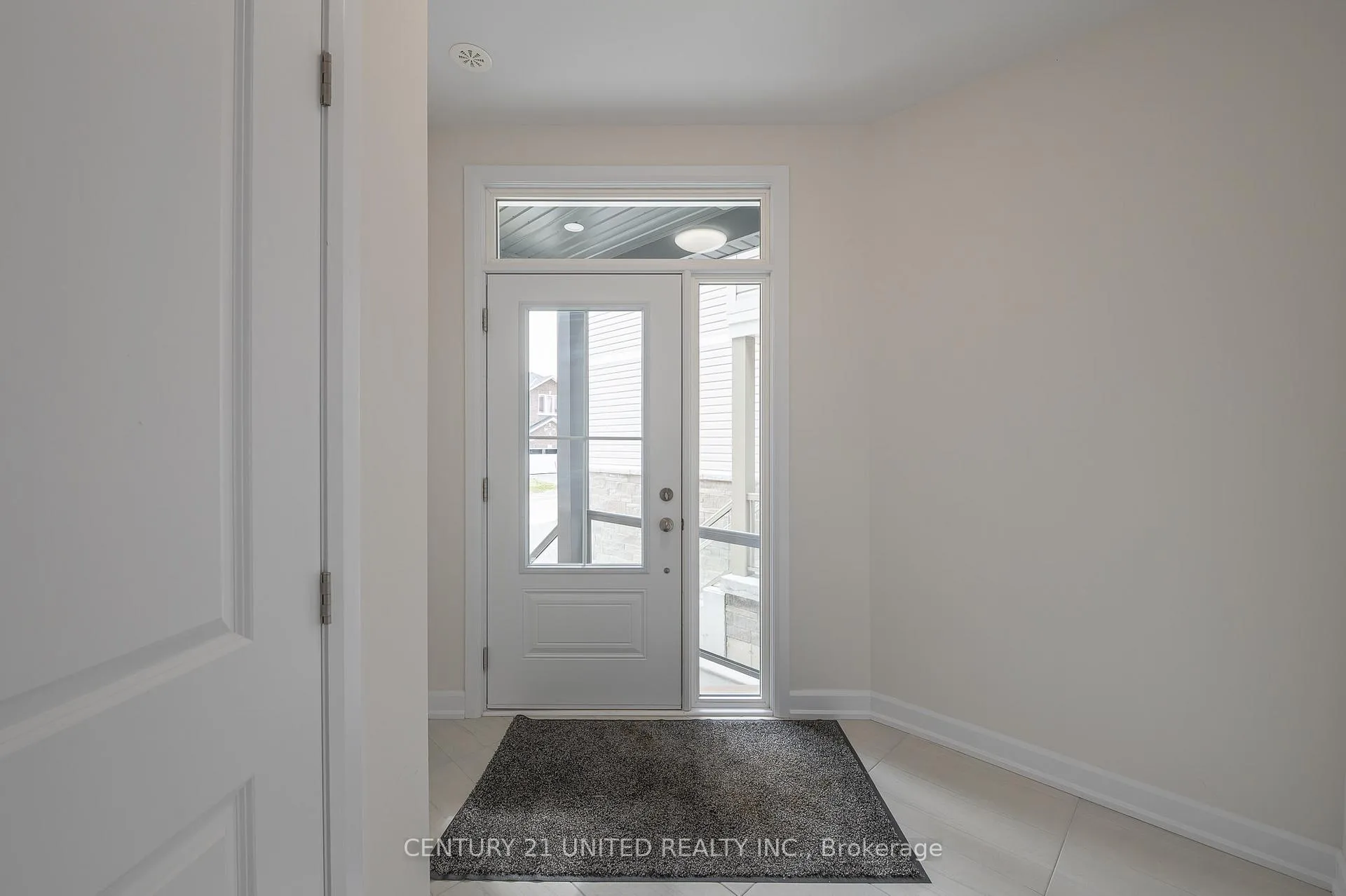 Photo 4 of 315 Mullighan Gardens, Peterborough, Monaghan Ward 2 — HOMEH