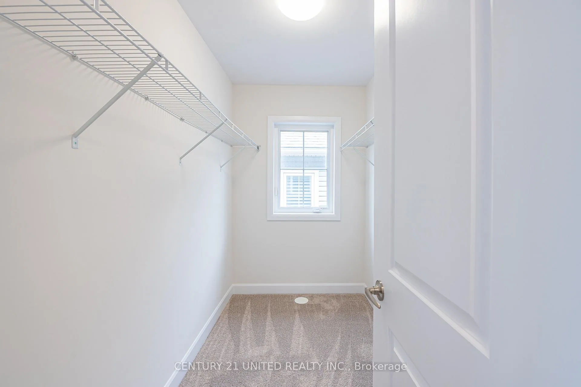 Photo 19 of 315 Mullighan Gardens, Peterborough, Monaghan Ward 2 — HOMEH