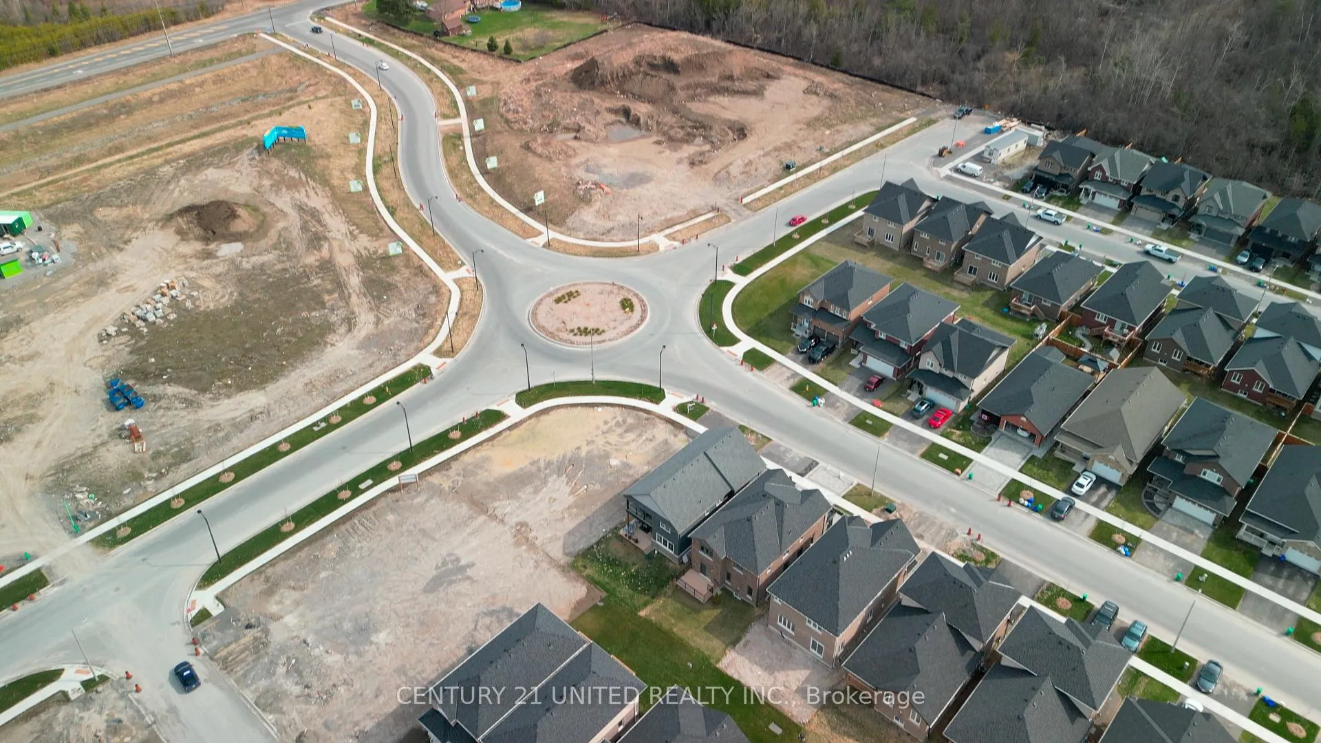 Photo 43 of 315 Mullighan Gardens, Peterborough, Monaghan Ward 2 — HOMEH