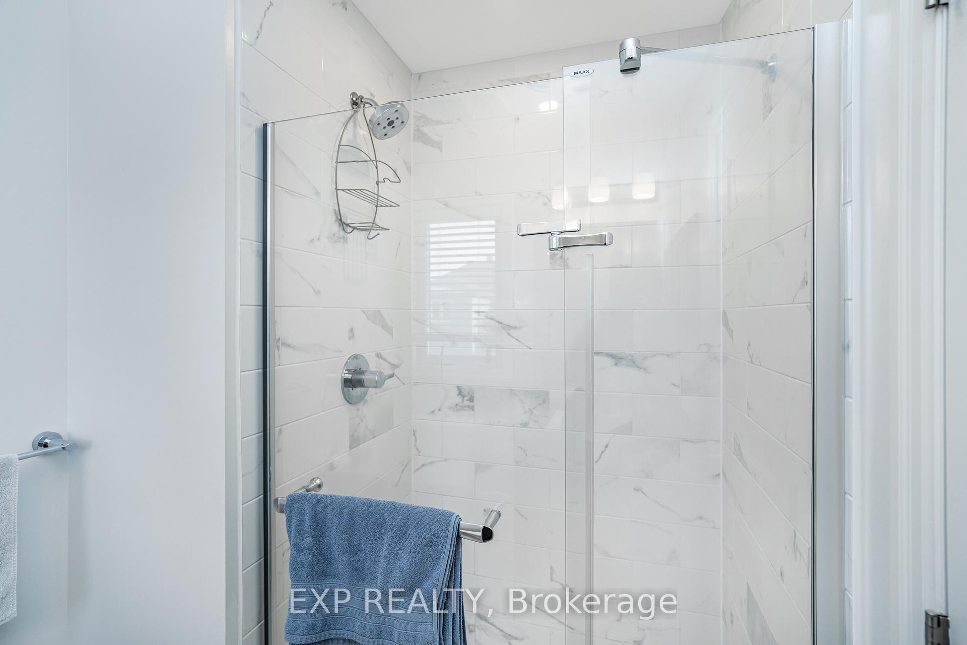 Photo 17 of 145 Overberg Way, Ottawa, Kanata - Emerald Meadows/Trailwest — HOMEH