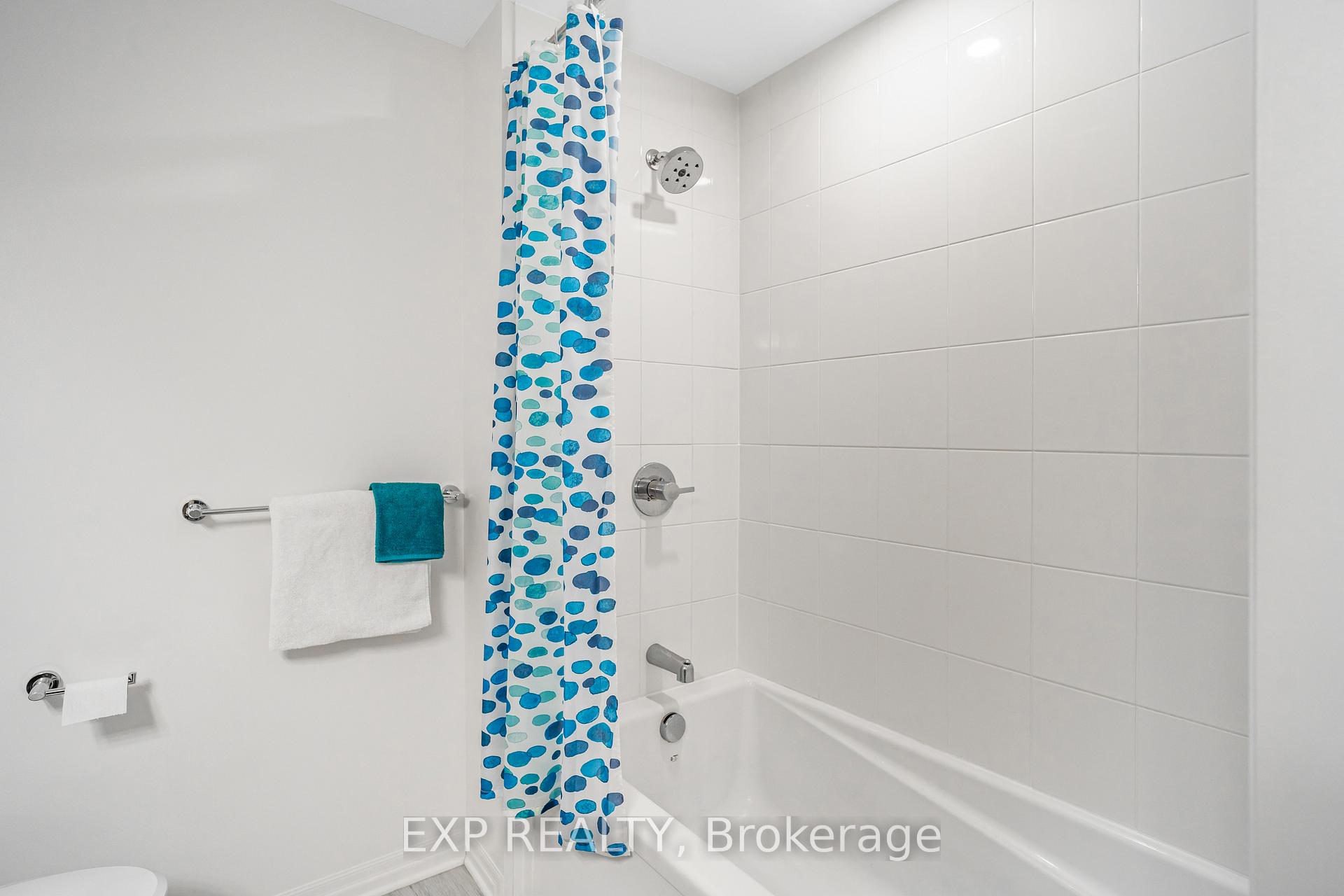 Photo 23 of 145 Overberg Way, Ottawa, Kanata - Emerald Meadows/Trailwest — HOMEH