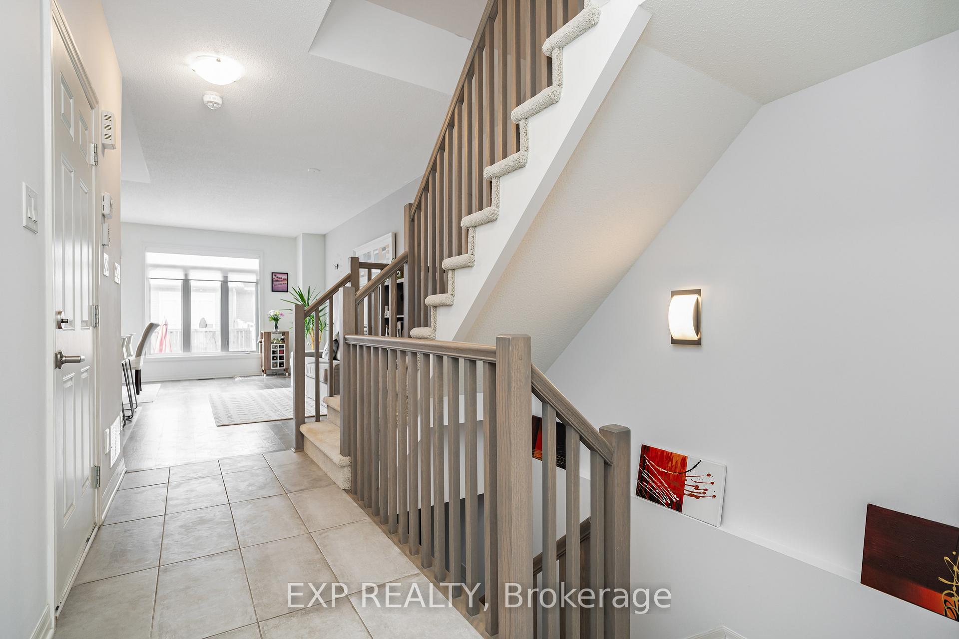 Photo 24 of 145 Overberg Way, Ottawa, Kanata - Emerald Meadows/Trailwest — HOMEH