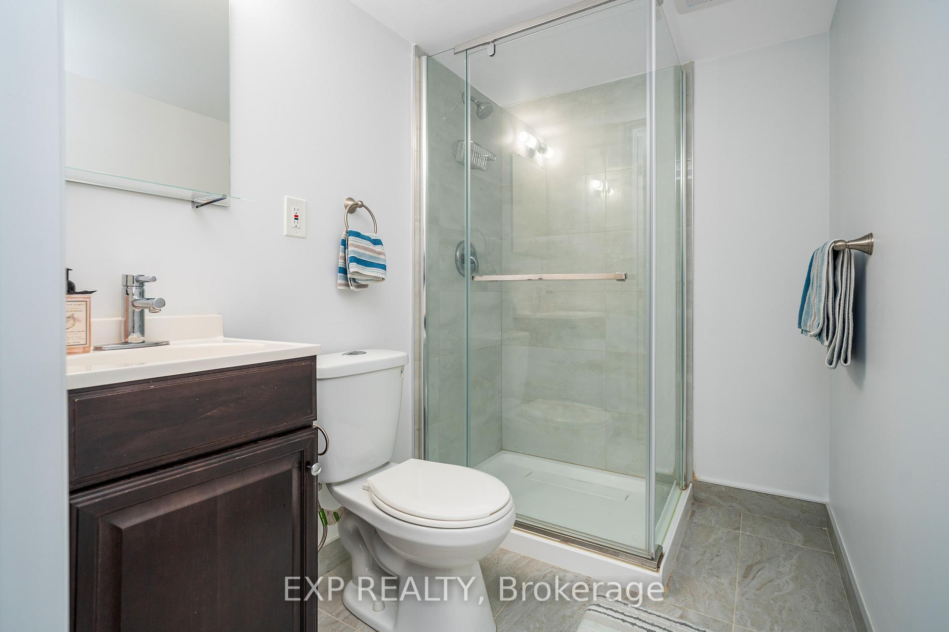 Photo 27 of 145 Overberg Way, Ottawa, Kanata - Emerald Meadows/Trailwest — HOMEH
