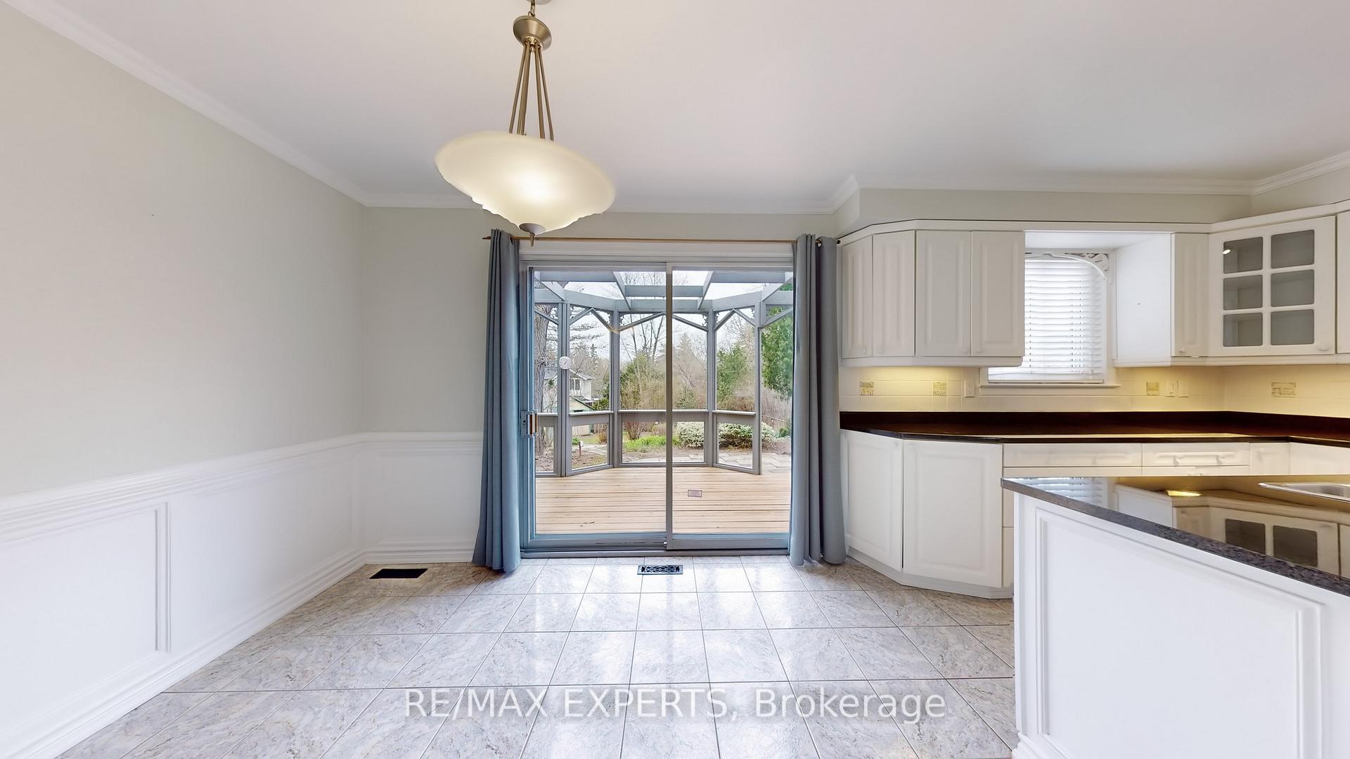 Photo 12 of 4 Christman Court, Markham, Markham Village — HOMEH