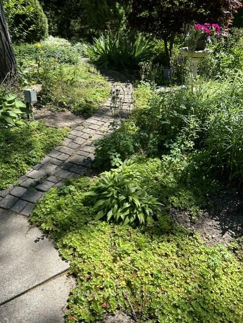 Photo 36 of 4 Christman Court, Markham, Markham Village — HOMEH