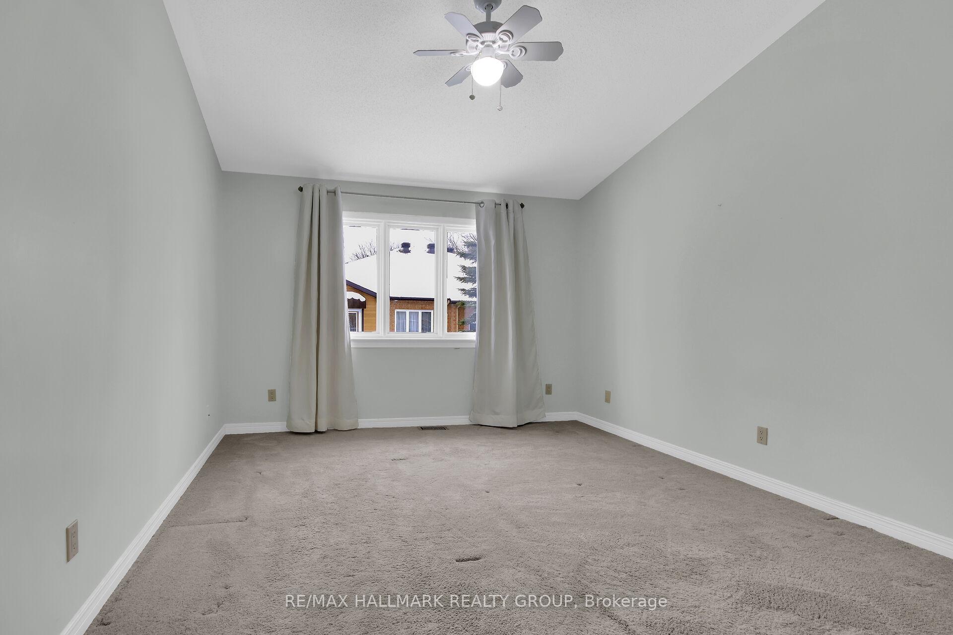Photo 13 of 86 Waterthrush Crescent, Ottawa, Kanata - Bridlewood — HOMEH