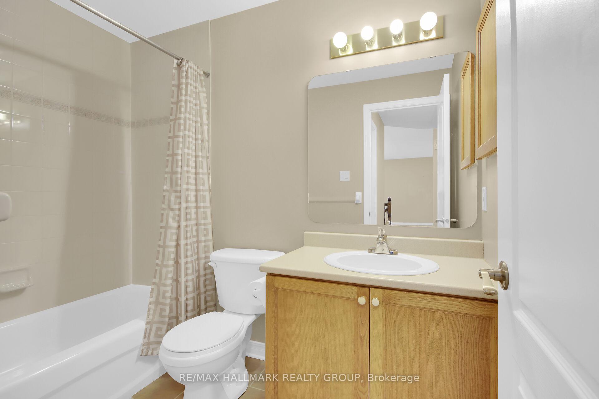 Photo 18 of 86 Waterthrush Crescent, Ottawa, Kanata - Bridlewood — HOMEH