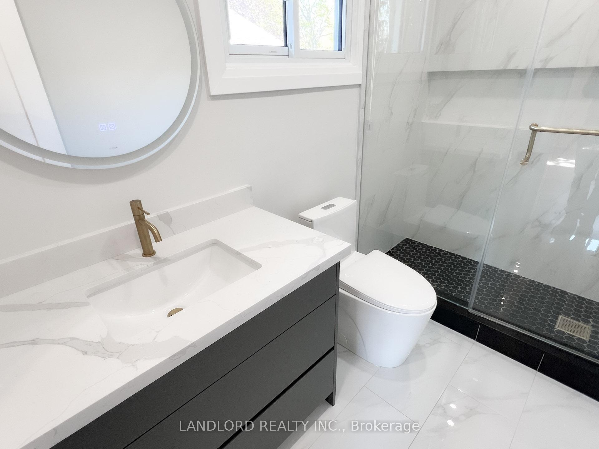 Photo 14 of 34 Sir Brandiles Place, Markham, Markham Village — HOMEH