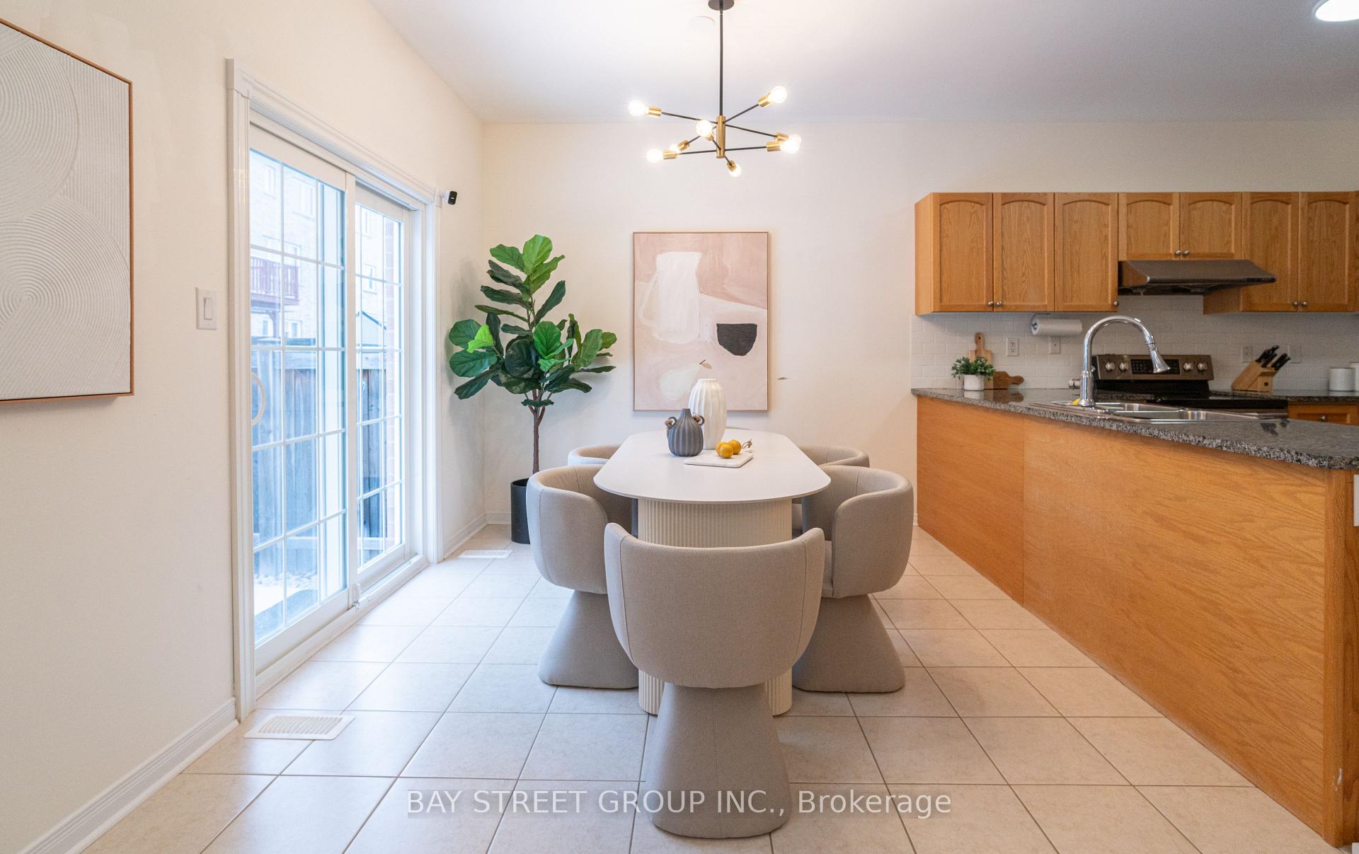 Photo 10 of 38 Greenspire Avenue, Markham, Wismer — HOMEH
