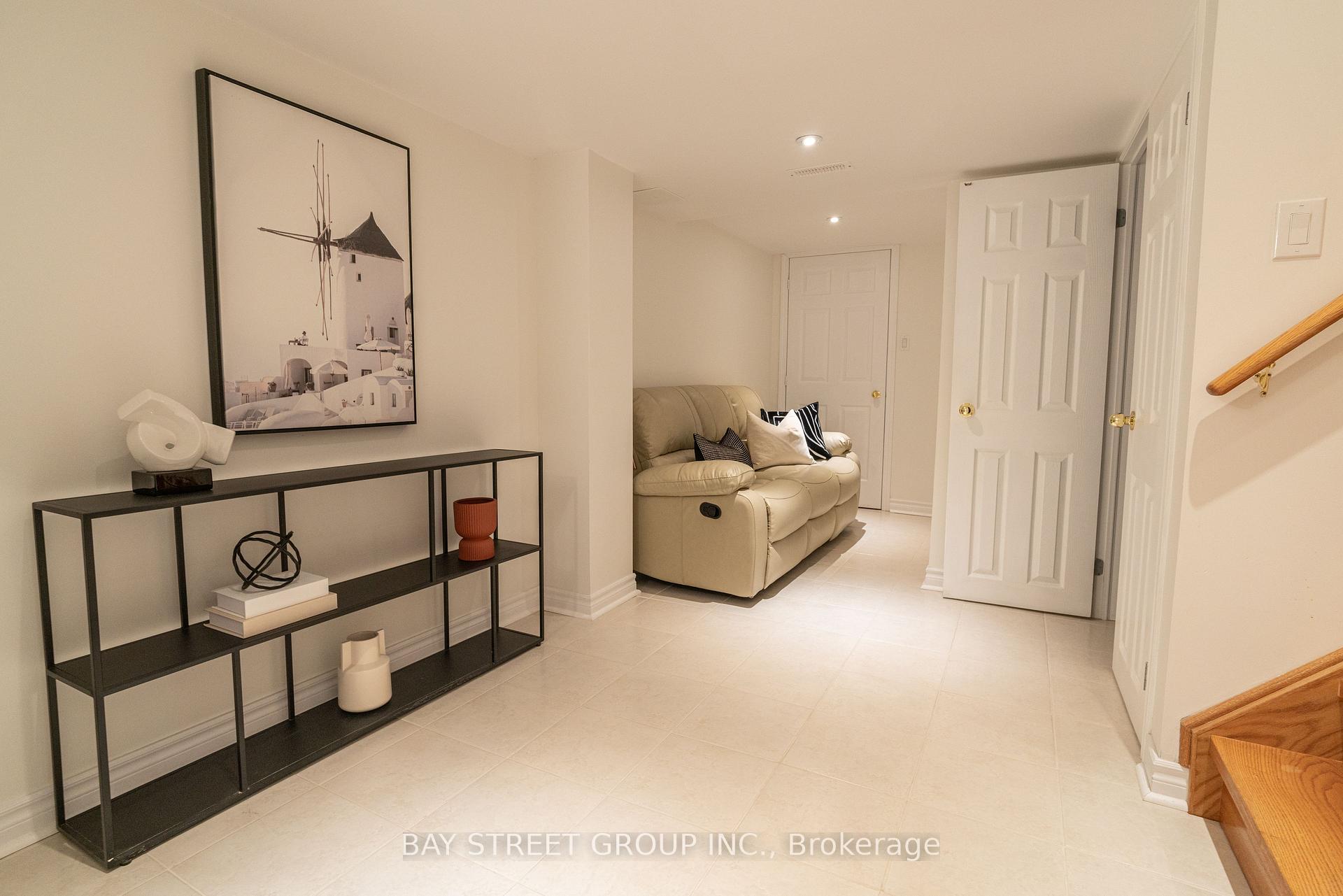 Photo 28 of 38 Greenspire Avenue, Markham, Wismer — HOMEH