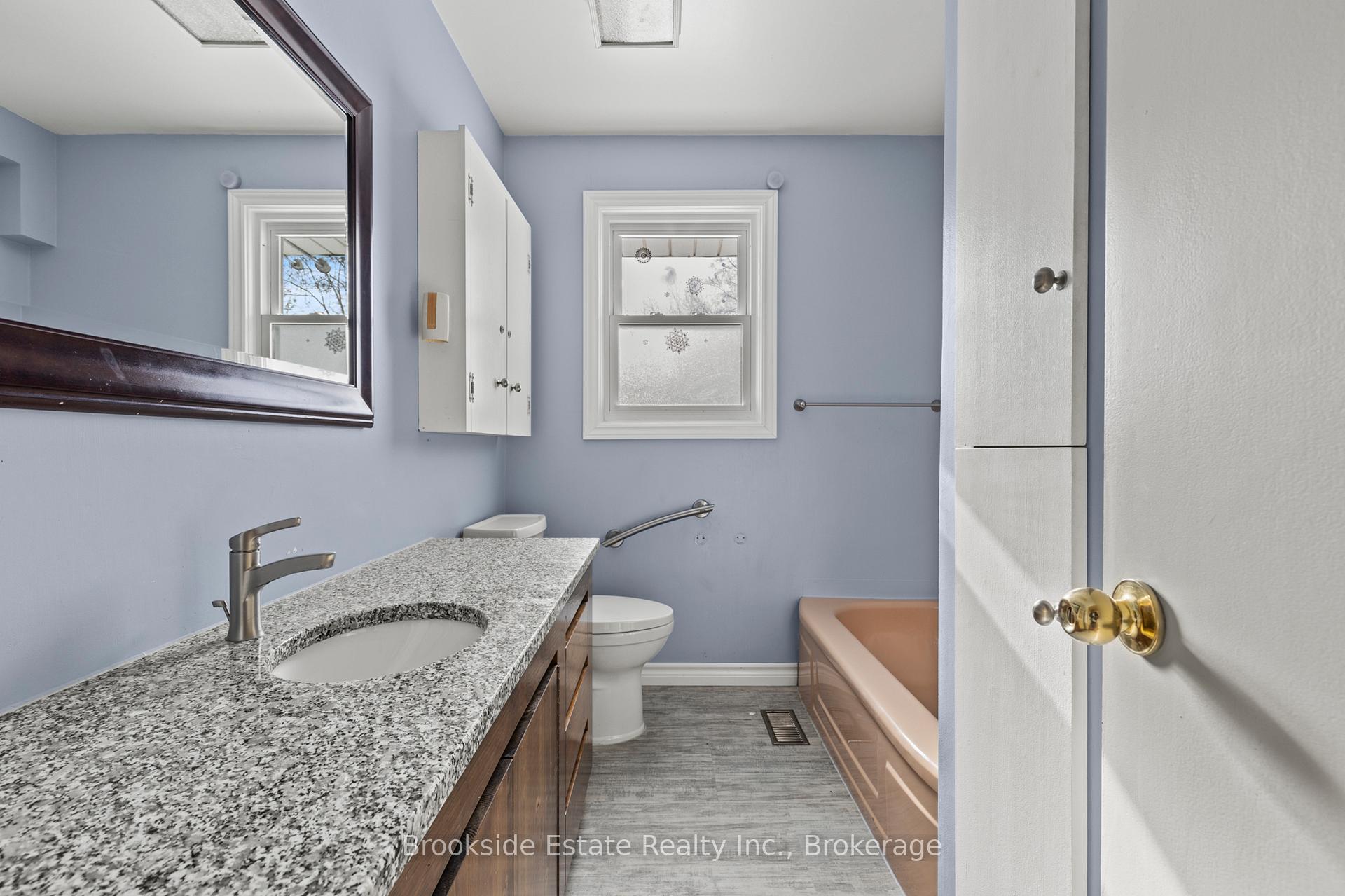 Photo 8 of Unit B, 2583 Binbrook Road, Hamilton, Binbrook — HOMEH
