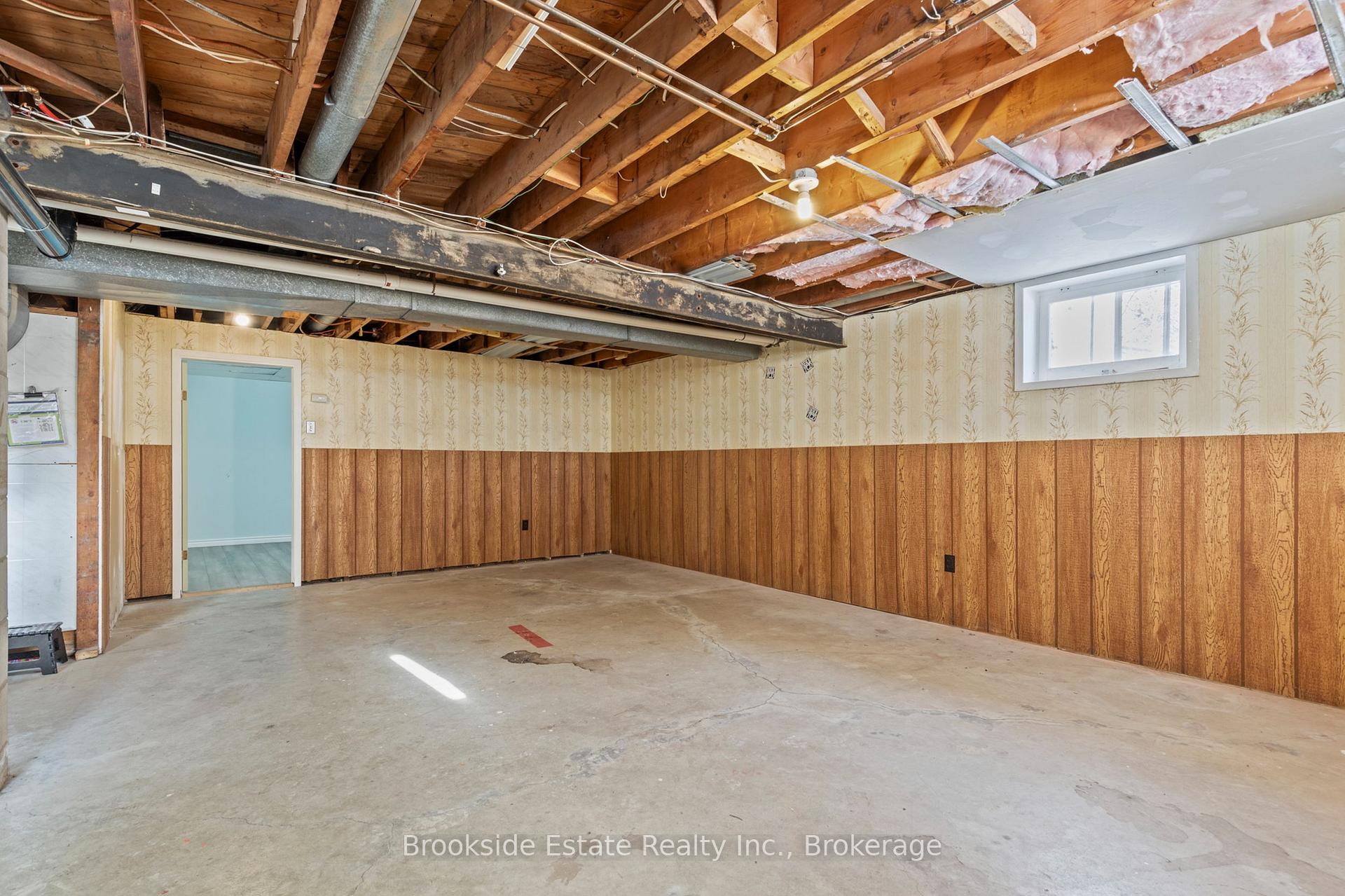 Photo 17 of Unit B, 2583 Binbrook Road, Hamilton, Binbrook — HOMEH