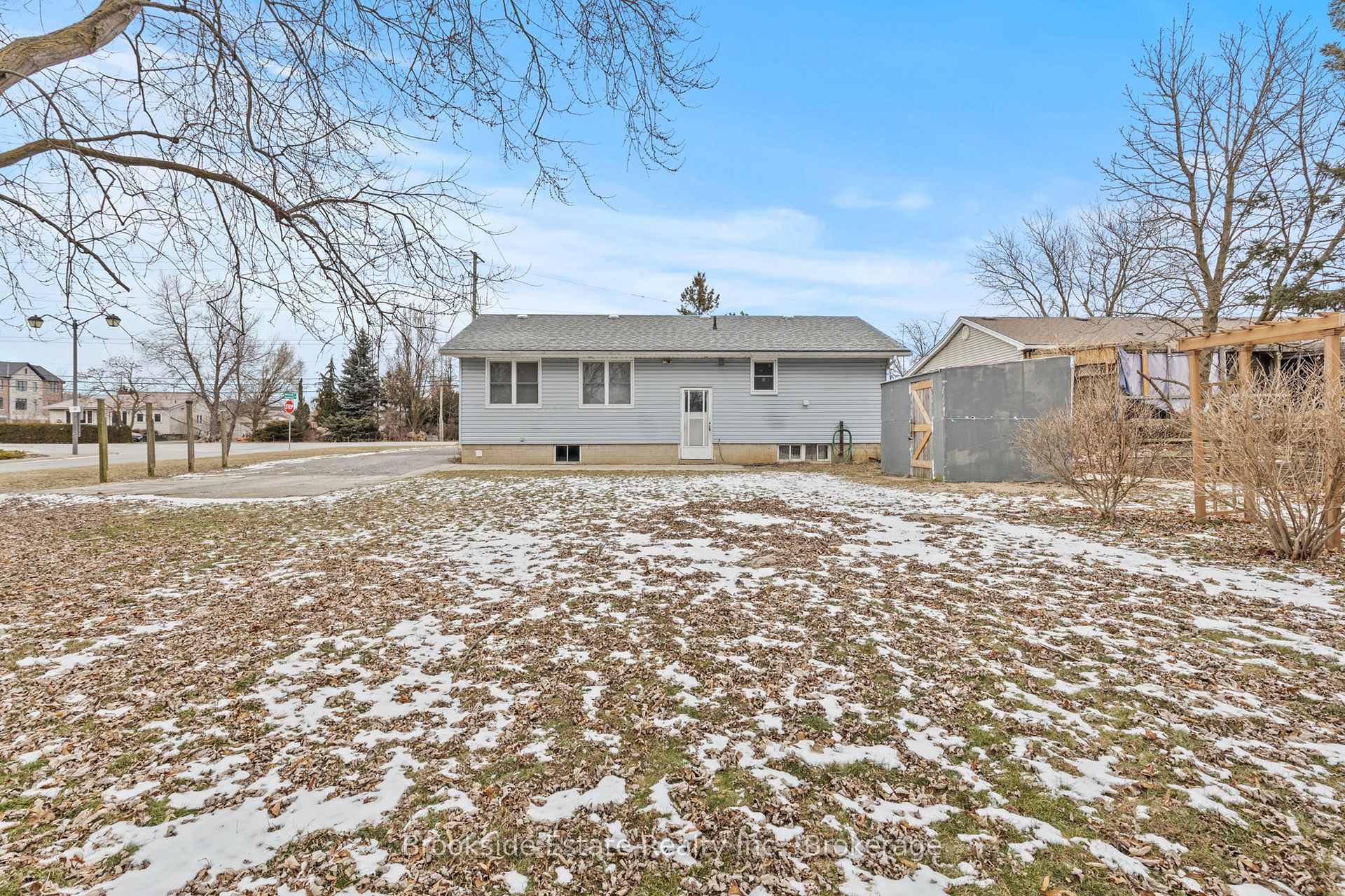 Photo 21 of Unit B, 2583 Binbrook Road, Hamilton, Binbrook — HOMEH
