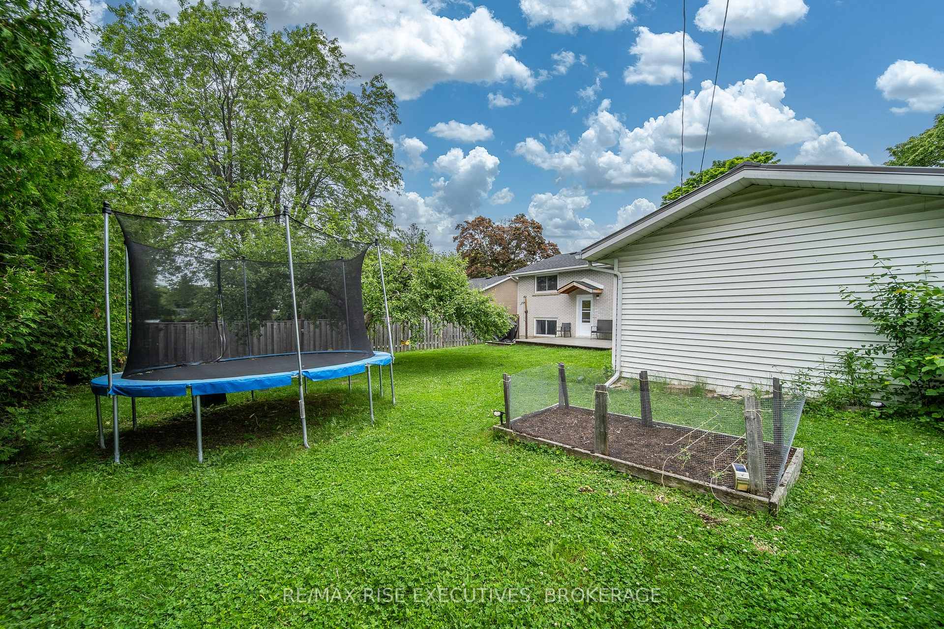 Photo 43 of 36 Casterton Avenue, Kingston, Central City West — HOMEH