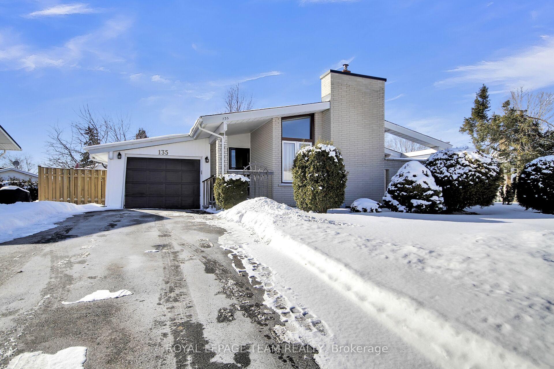 Photo 3 of 135 Old Colony Road, Ottawa, Kanata - Glencairn/Hazeldean — HOMEH