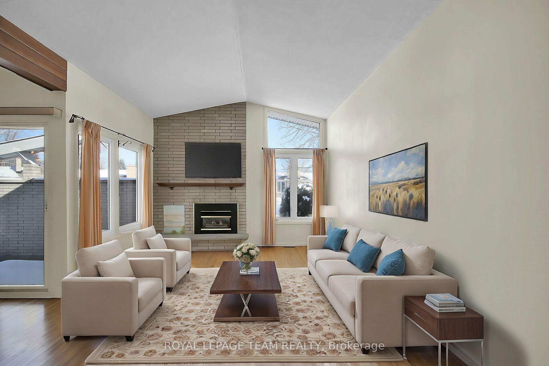 Photo 10 of 135 Old Colony Road, Ottawa, Kanata - Glencairn/Hazeldean — HOMEH