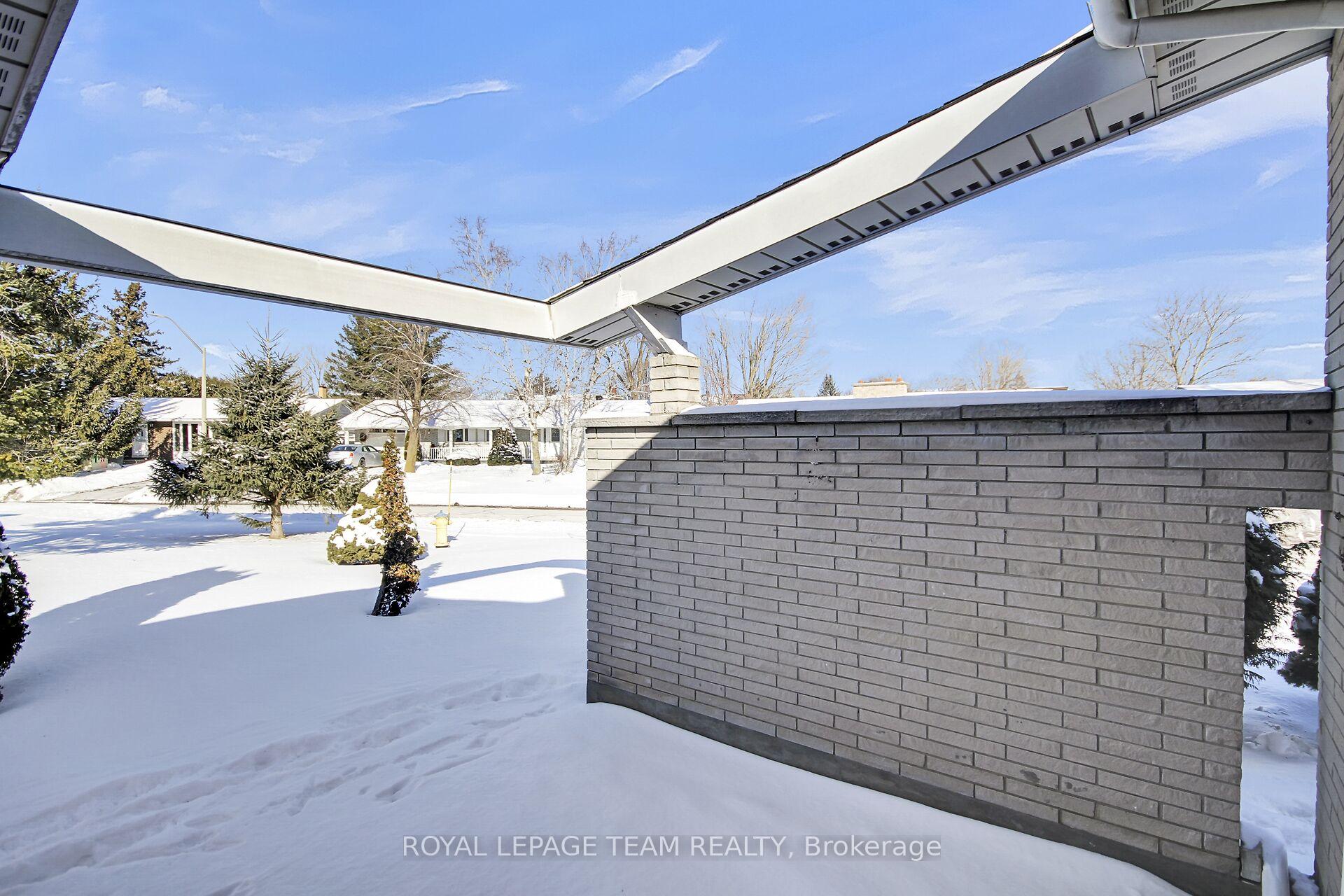 Photo 25 of 135 Old Colony Road, Ottawa, Kanata - Glencairn/Hazeldean — HOMEH