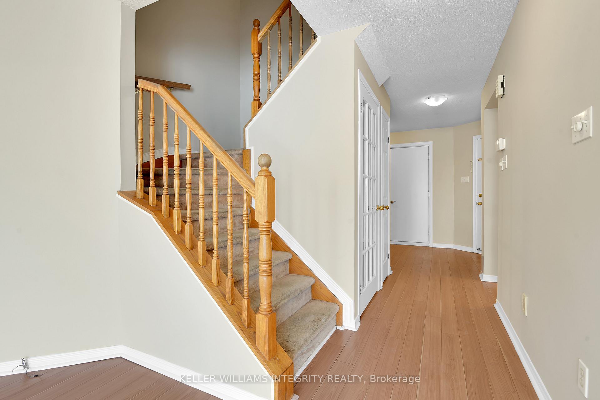 Photo 8 of 59 Robarts Crescent, Ottawa, Kanata - Katimavik — HOMEH