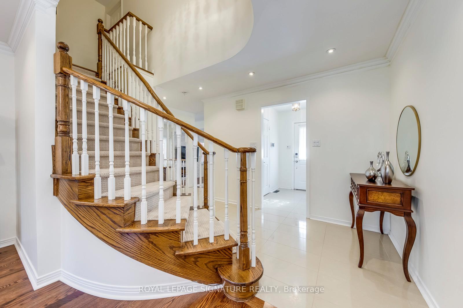 Photo 20 of 23 Waterbridge Lane, Markham, Unionville — HOMEH