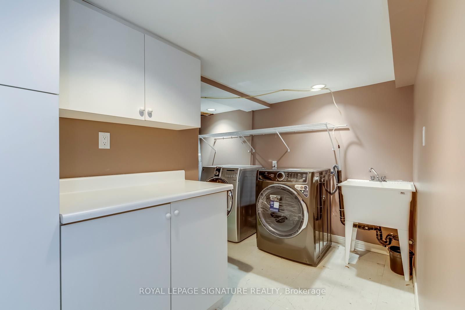 Photo 47 of 23 Waterbridge Lane, Markham, Unionville — HOMEH