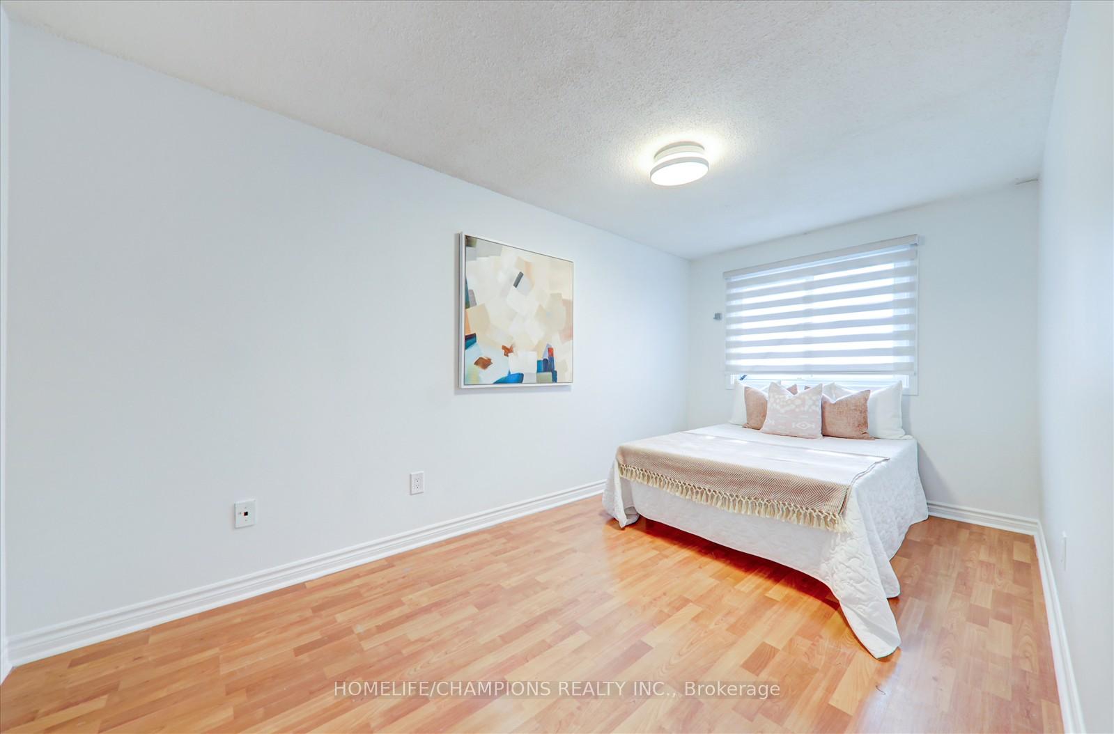 Photo 25 of 4 Croxley Green Drive, Markham, Milliken Mills West — HOMEH