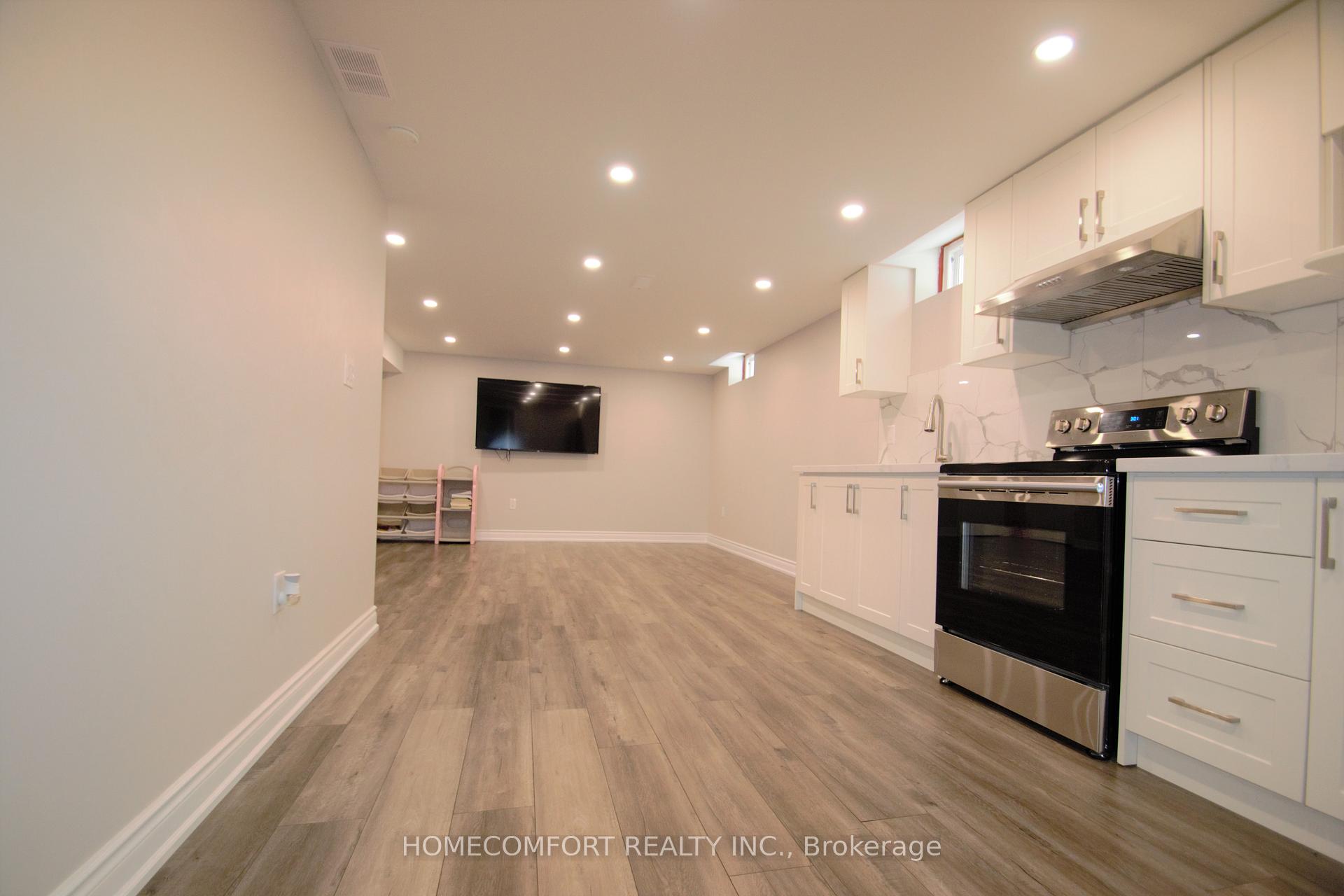Photo 3 of Unit Bsmt, 68 Beck Drive, Markham, Raymerville — HOMEH