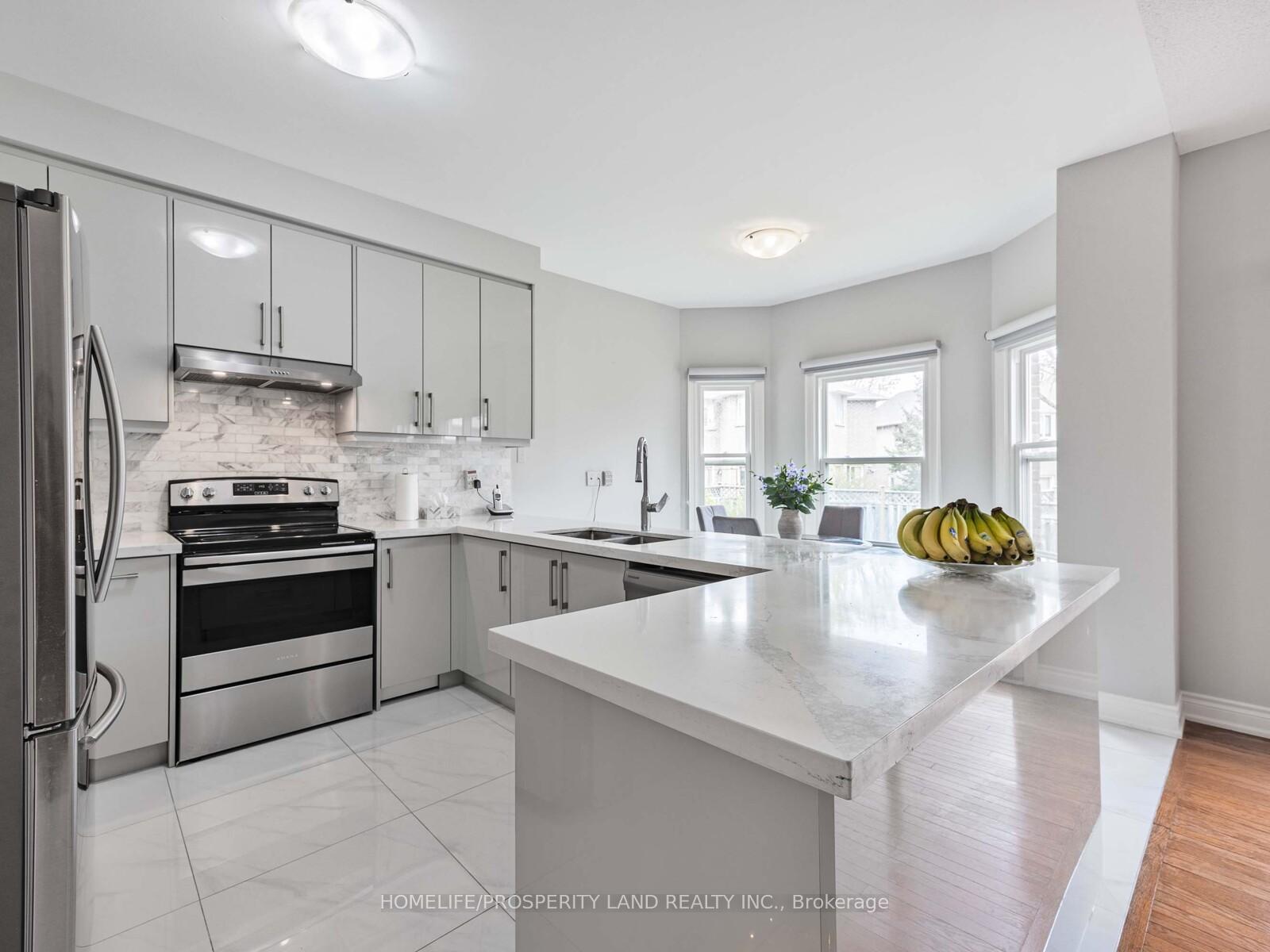 Photo 16 of 17 Major Elliott Court, Markham, Buttonville — HOMEH