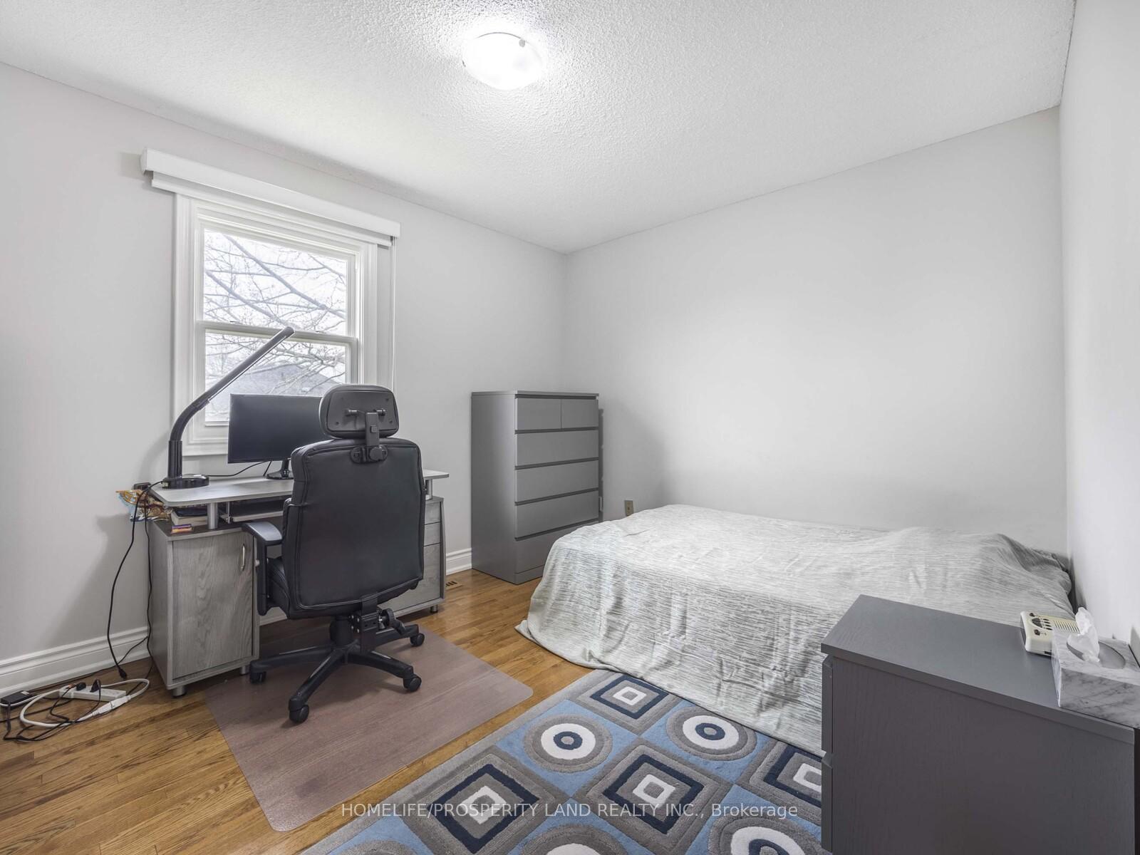 Photo 29 of 17 Major Elliott Court, Markham, Buttonville — HOMEH