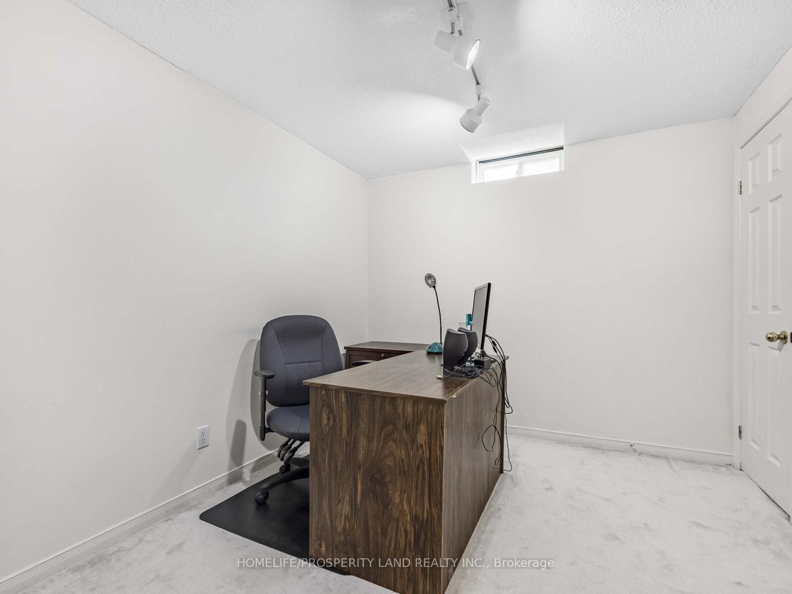 Photo 45 of 17 Major Elliott Court, Markham, Buttonville — HOMEH