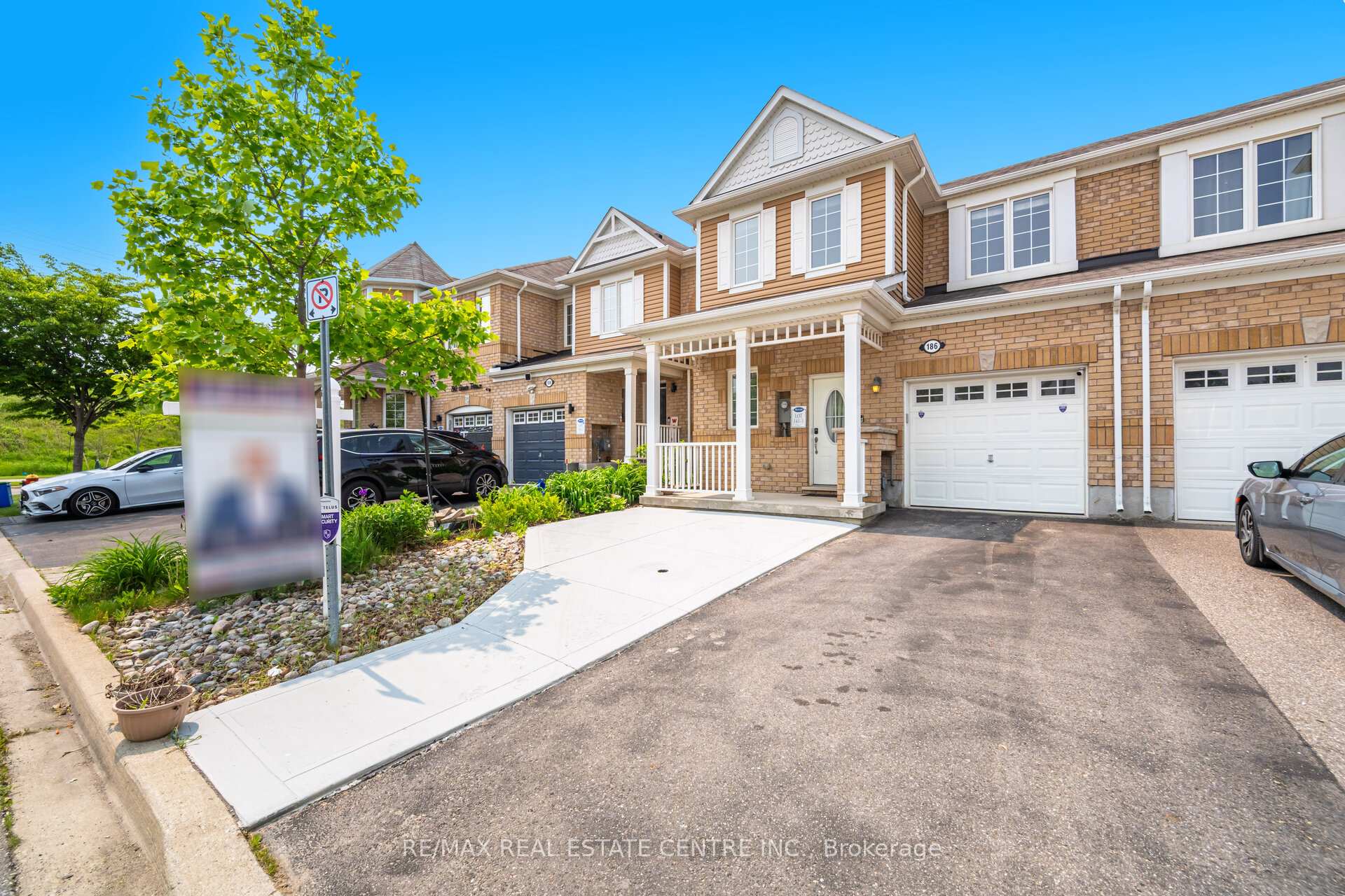 Photo 7 of 186 Gleave Terrace, Milton, Harrison — HOMEH
