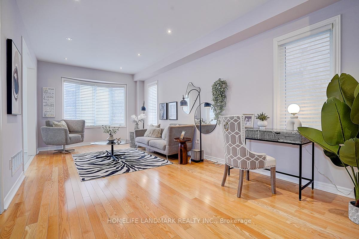 Photo 7 of 34 Foshan Avenue, Markham, Berczy — HOMEH