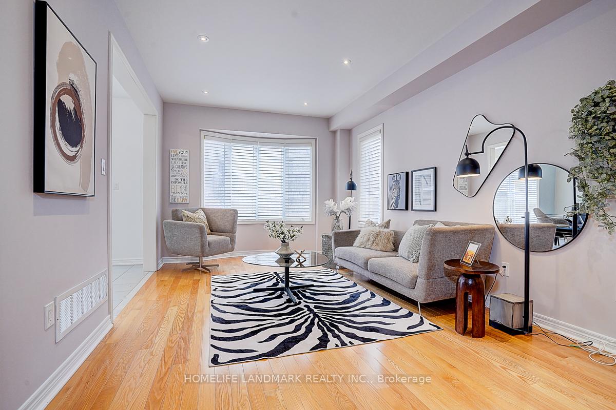 Photo 9 of 34 Foshan Avenue, Markham, Berczy — HOMEH