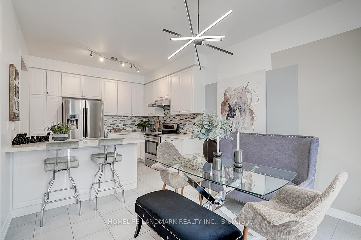 Photo 15 of 34 Foshan Avenue, Markham, Berczy — HOMEH