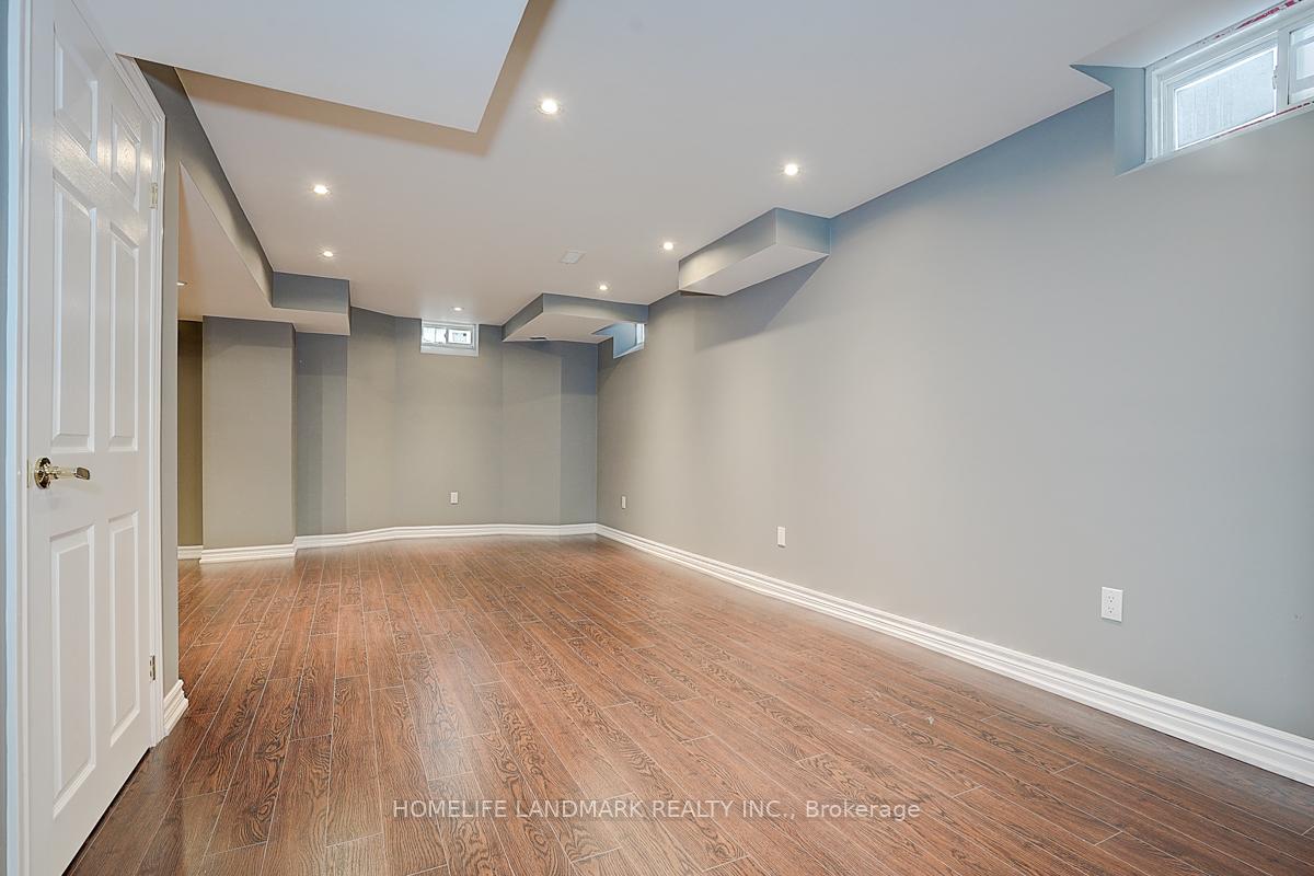 Photo 37 of 34 Foshan Avenue, Markham, Berczy — HOMEH