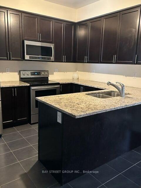 Photo 4 of 11 Sunnyside Hill Road, Markham, Cornell — HOMEH