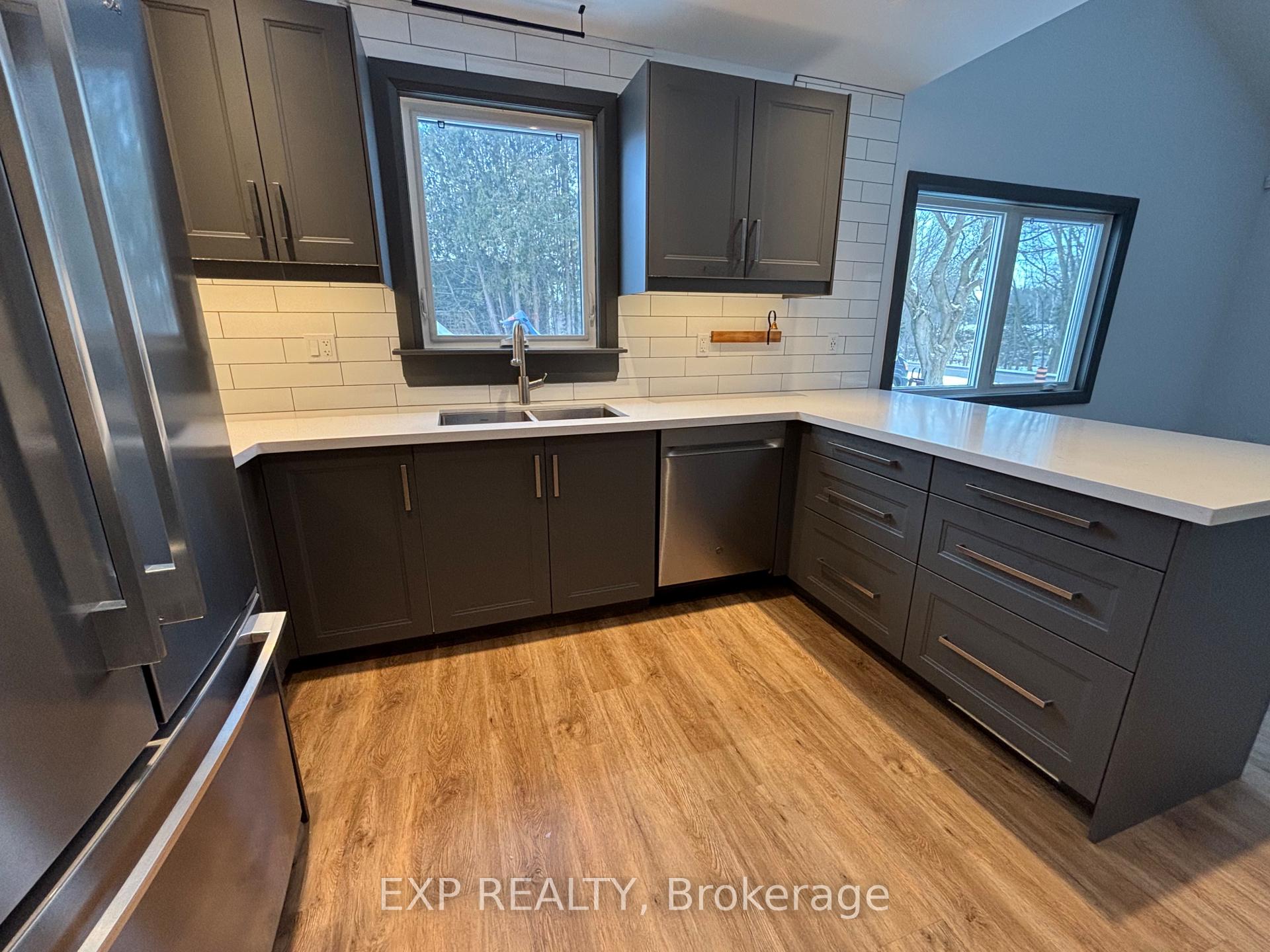 Photo 6 of 1002 Binkley Road, Hamilton, Rural Ancaster — HOMEH