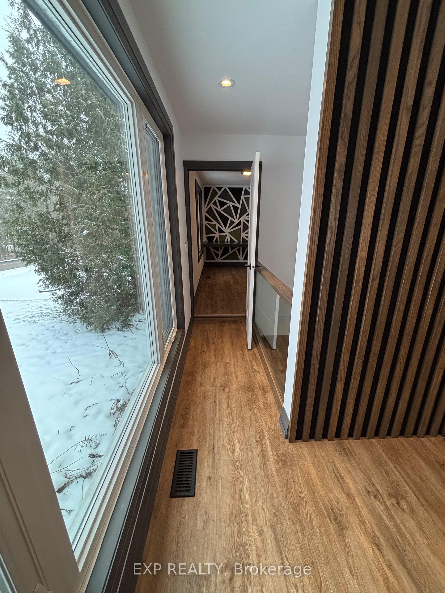 Photo 8 of 1002 Binkley Road, Hamilton, Rural Ancaster — HOMEH