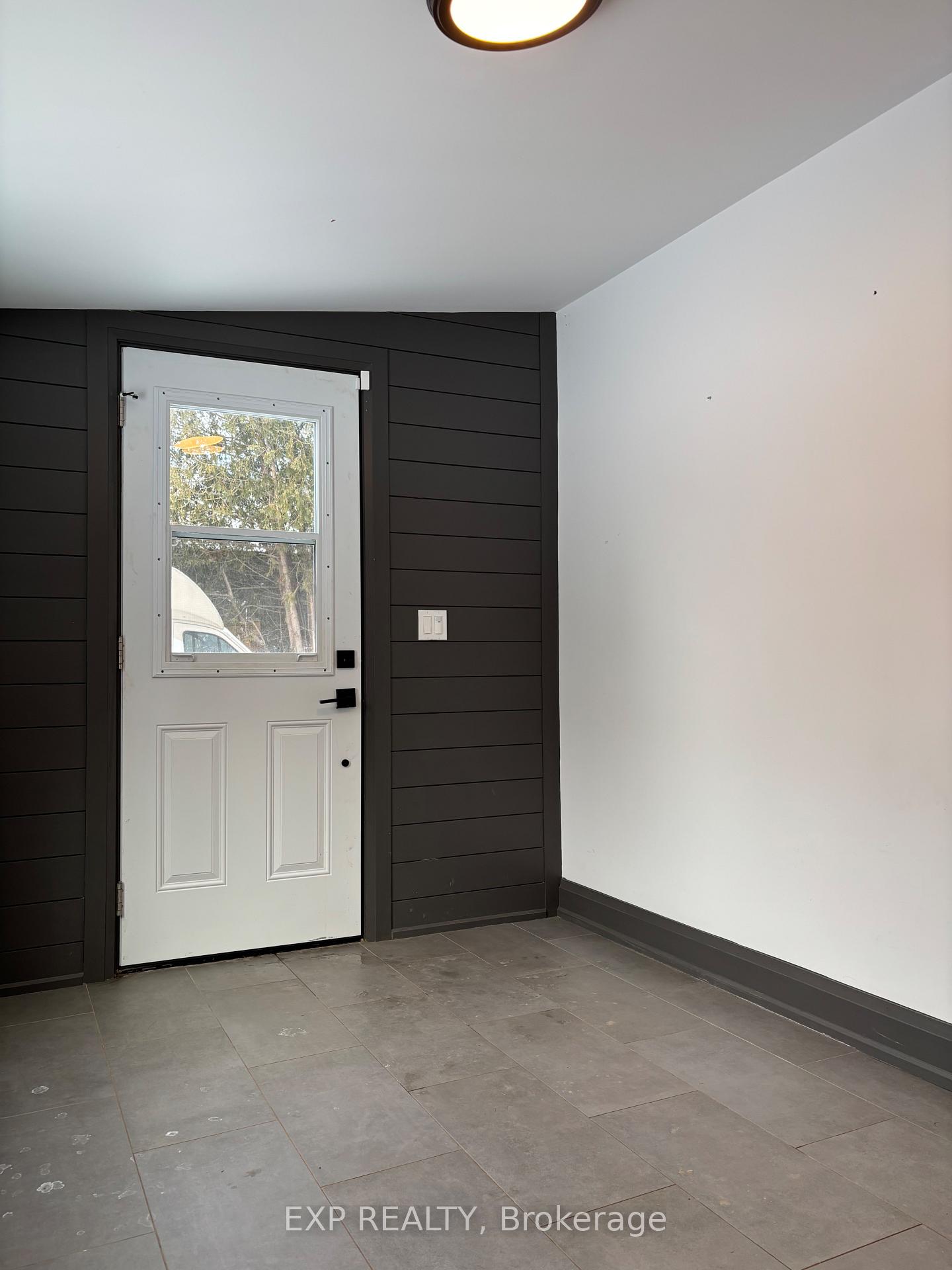 Photo 16 of 1002 Binkley Road, Hamilton, Rural Ancaster — HOMEH