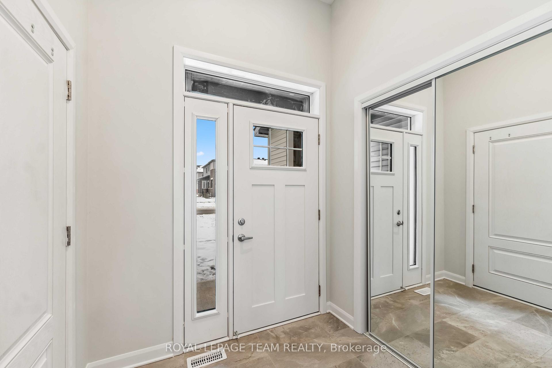 Photo 2 of 226 Invention Boulevard, Ottawa, Kanata - Morgan's Grant/South March — HOMEH