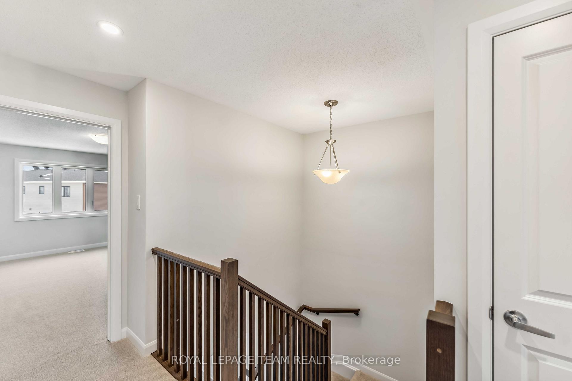 Photo 17 of 226 Invention Boulevard, Ottawa, Kanata - Morgan's Grant/South March — HOMEH