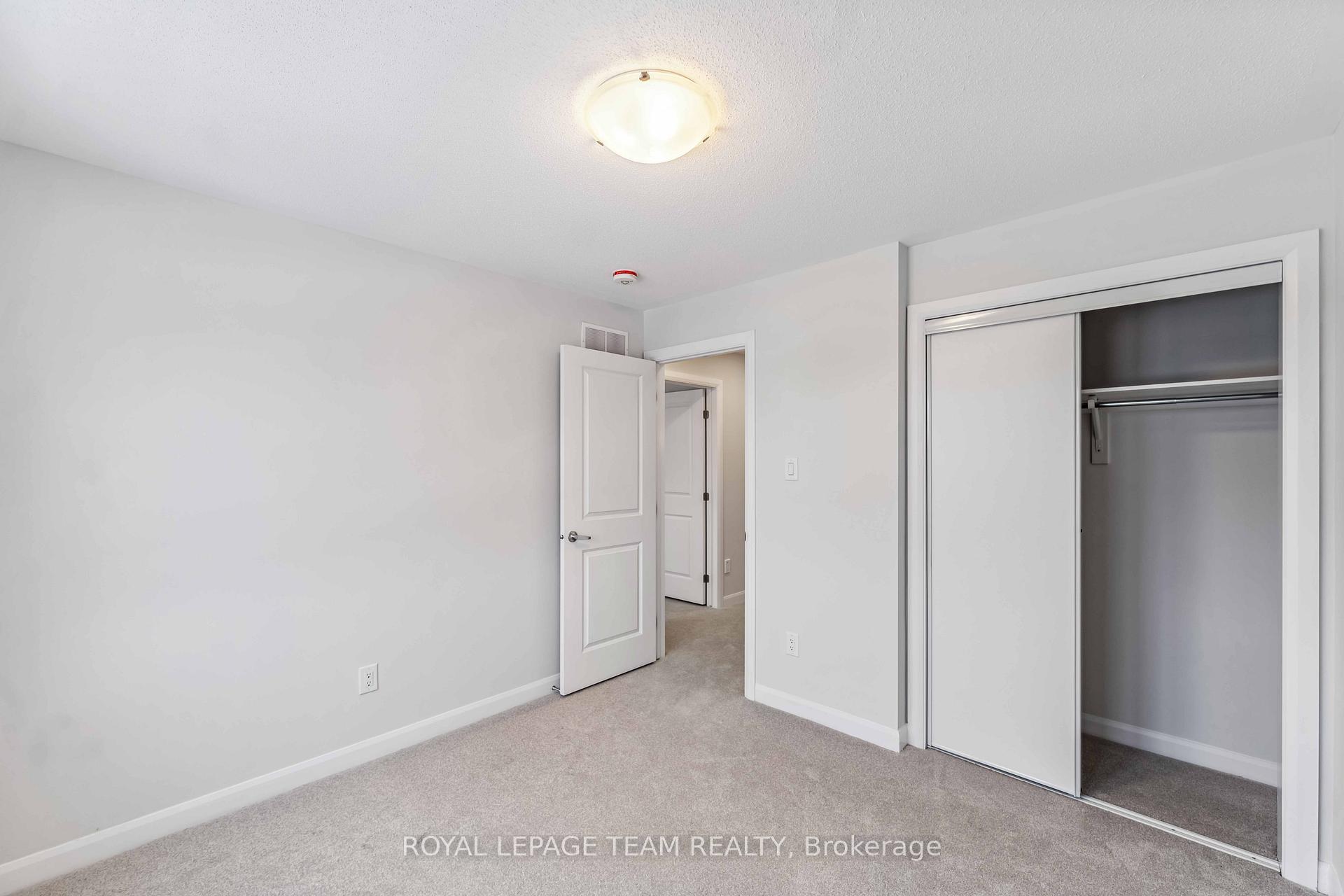 Photo 26 of 226 Invention Boulevard, Ottawa, Kanata - Morgan's Grant/South March — HOMEH