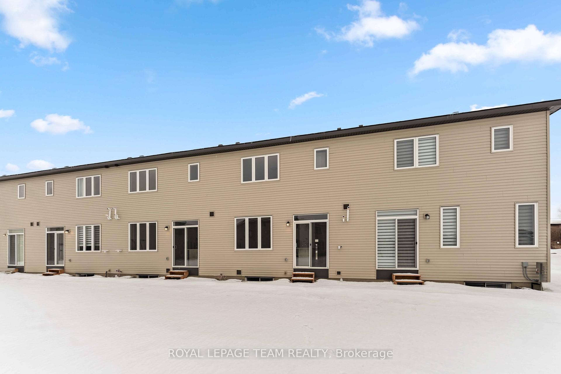 Photo 32 of 226 Invention Boulevard, Ottawa, Kanata - Morgan's Grant/South March — HOMEH