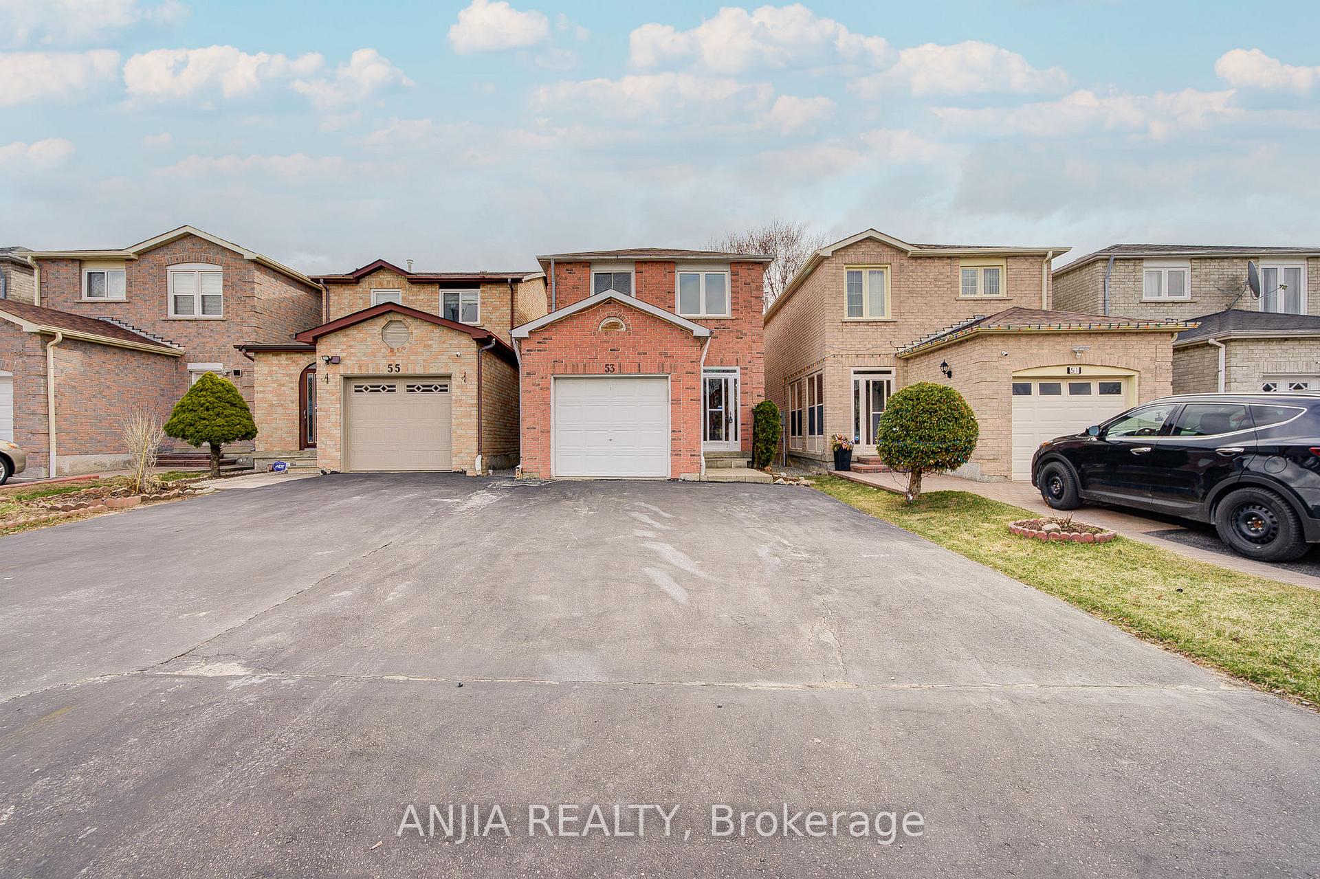 Photo 2 of 53 Stather Crescent, Markham, Milliken Mills East — HOMEH