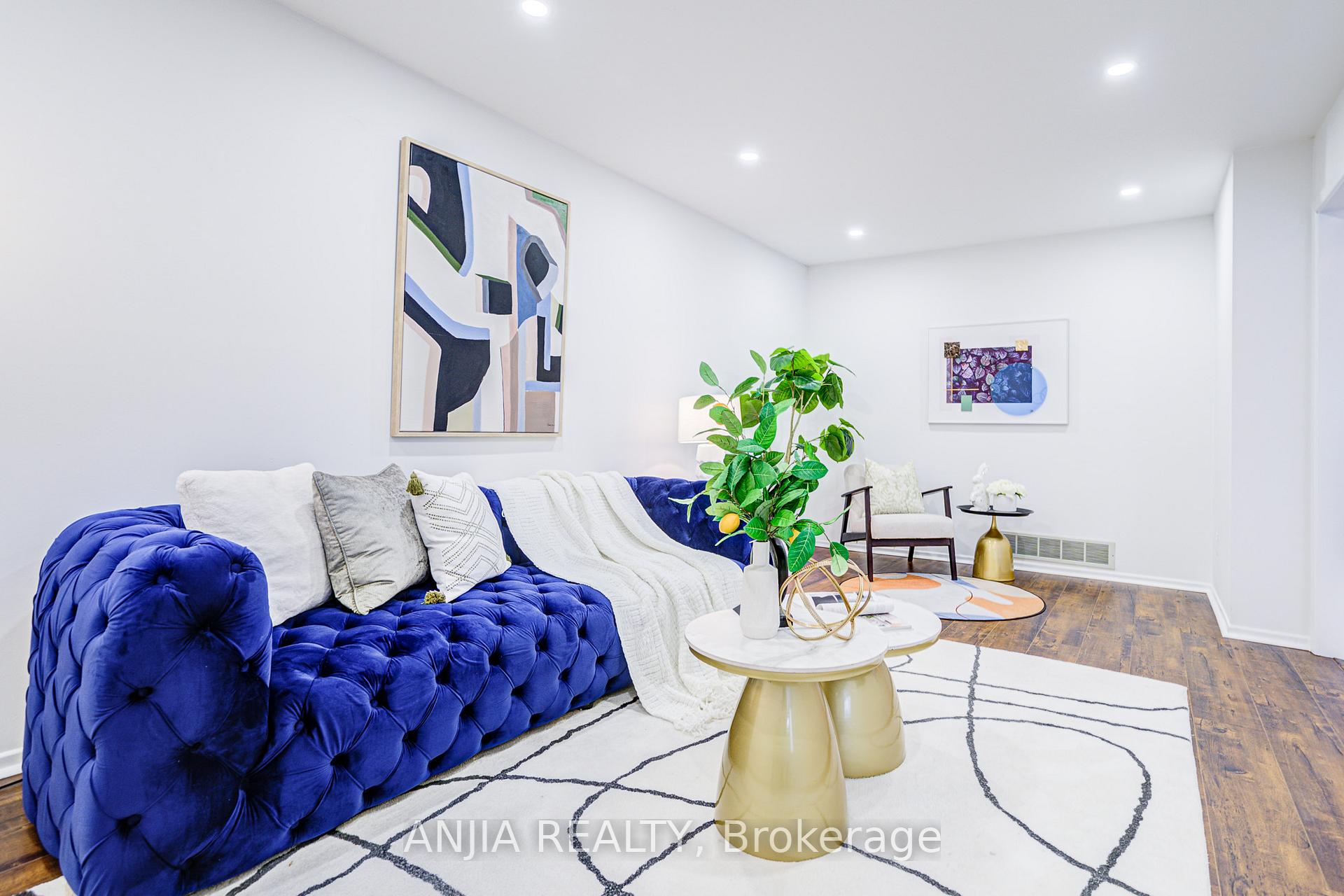Photo 7 of 53 Stather Crescent, Markham, Milliken Mills East — HOMEH